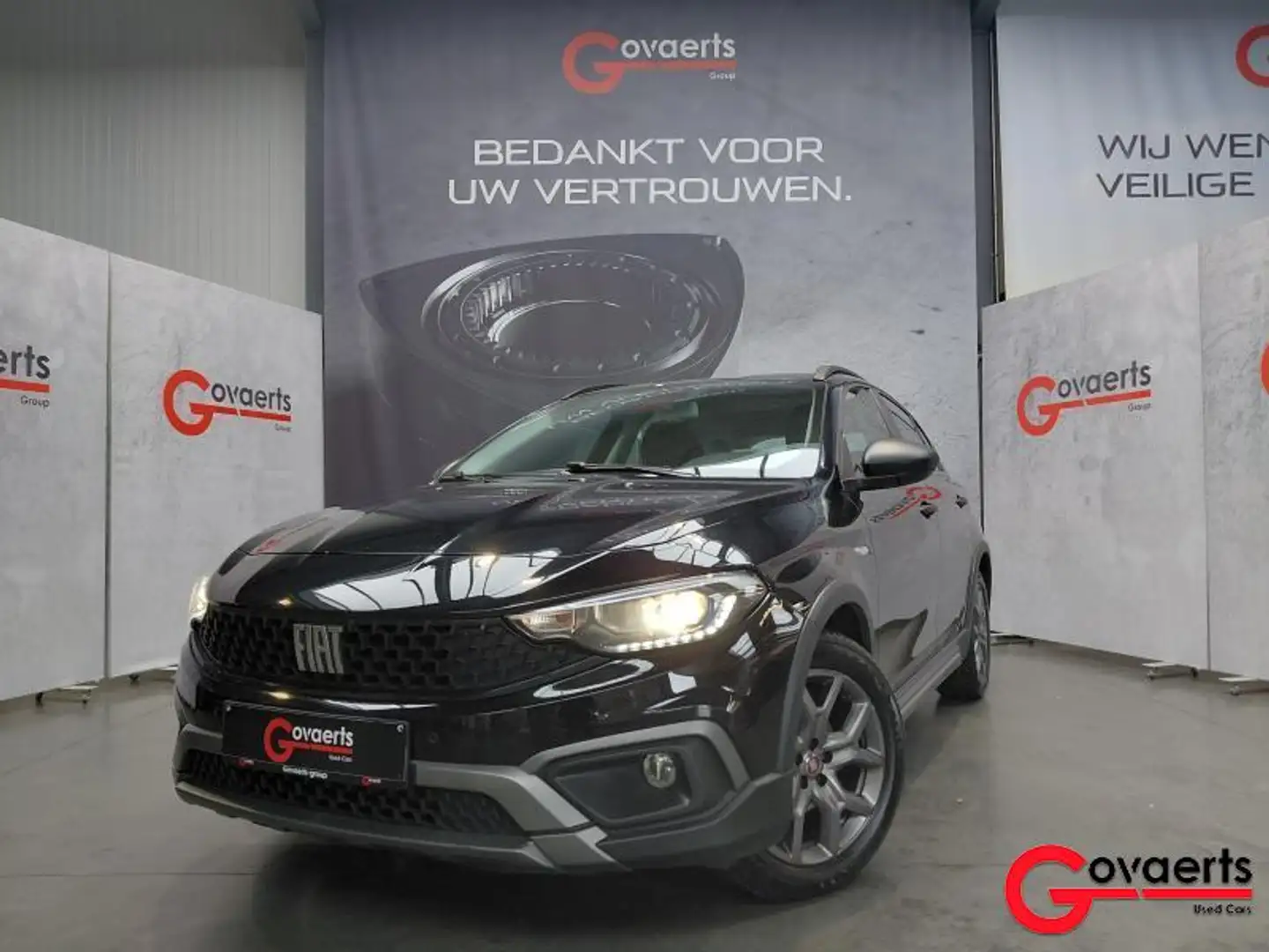 Fiat Tipo CROSS BREAK Zwart - 1