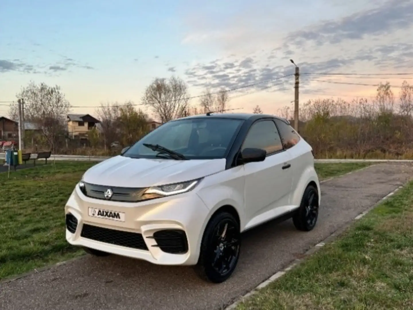 Aixam Coupe Weiß - 1