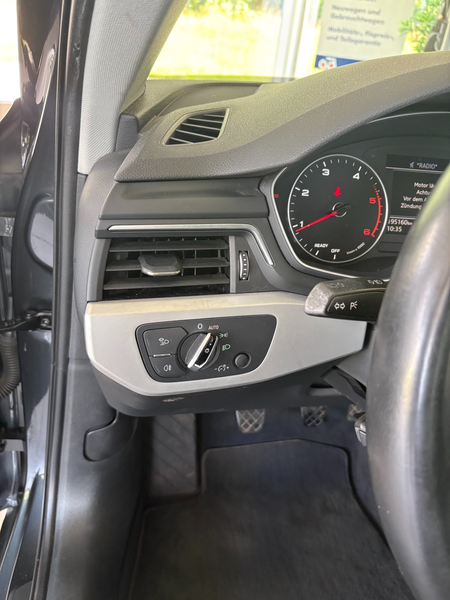 Audi A4 basis ultra — photo 8