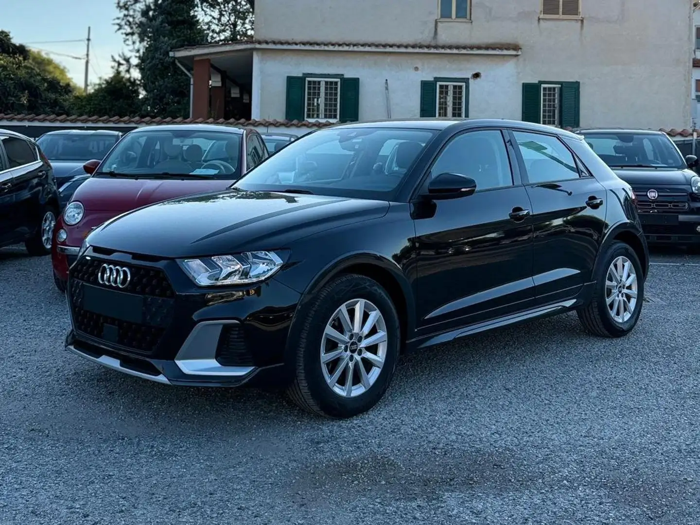 Audi A1 A1 Sportback 30 1.0 tfsi Identity Black 116cv s-tr Schwarz - 1