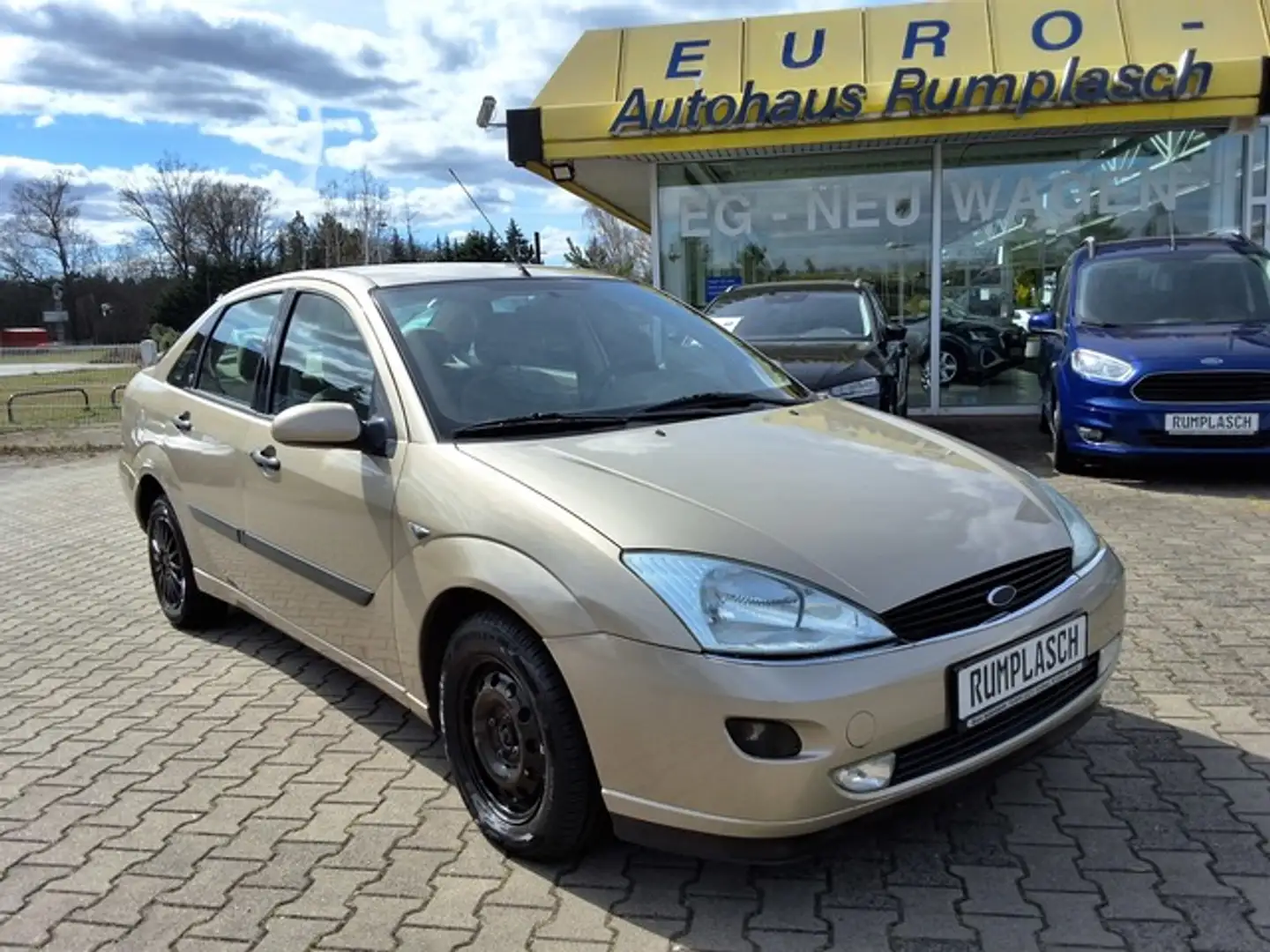 Ford Focus 1,6 16 V Ghia Klima Servo ABS Nebel Gold - 2