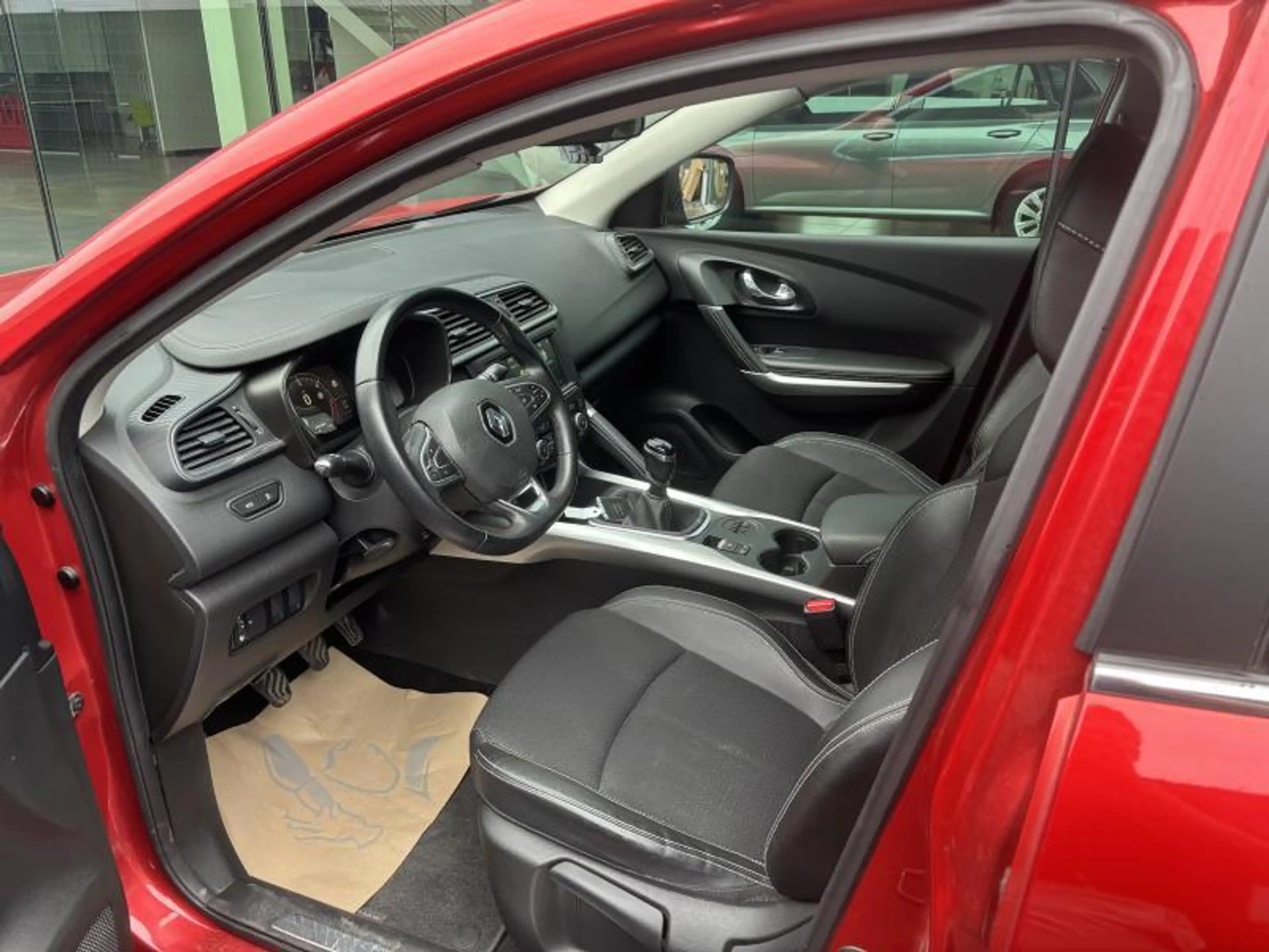 Renault Kadjar INTENS DCI 110 — photo 11