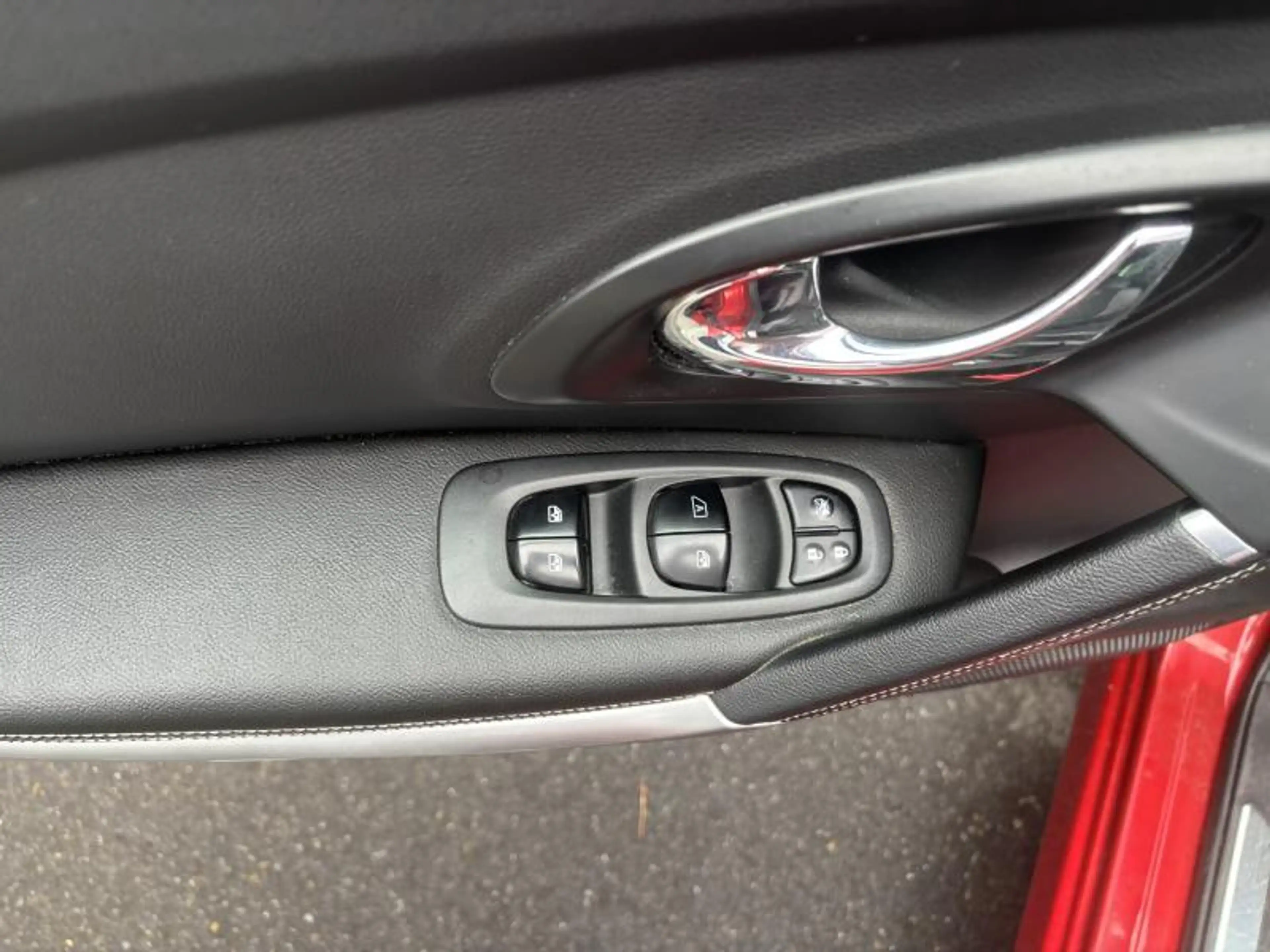 Renault Kadjar INTENS DCI 110 — photo 12