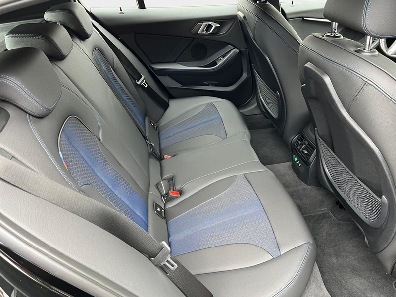 BMW 118 M Sport — photo 15
