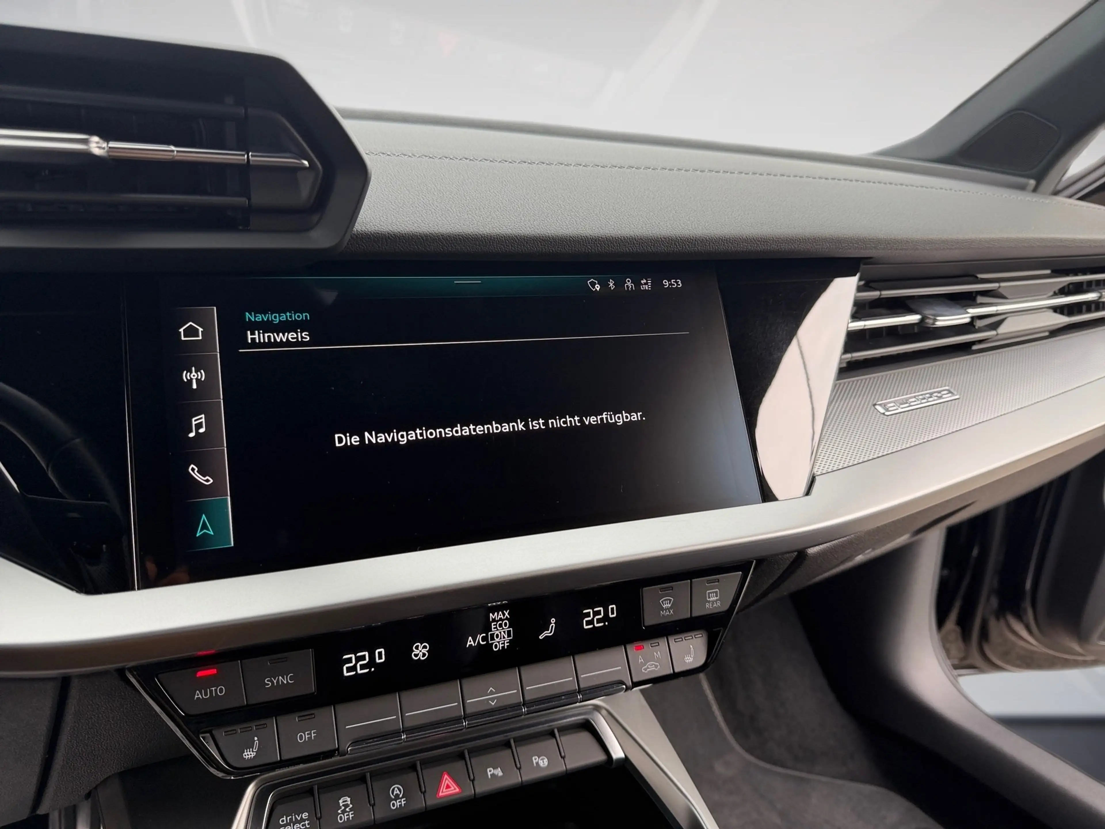Audi S3 Sportback 2.0TFSI 310PS QUATTRO MATRIX.SHZG.2xPDC — photo 12