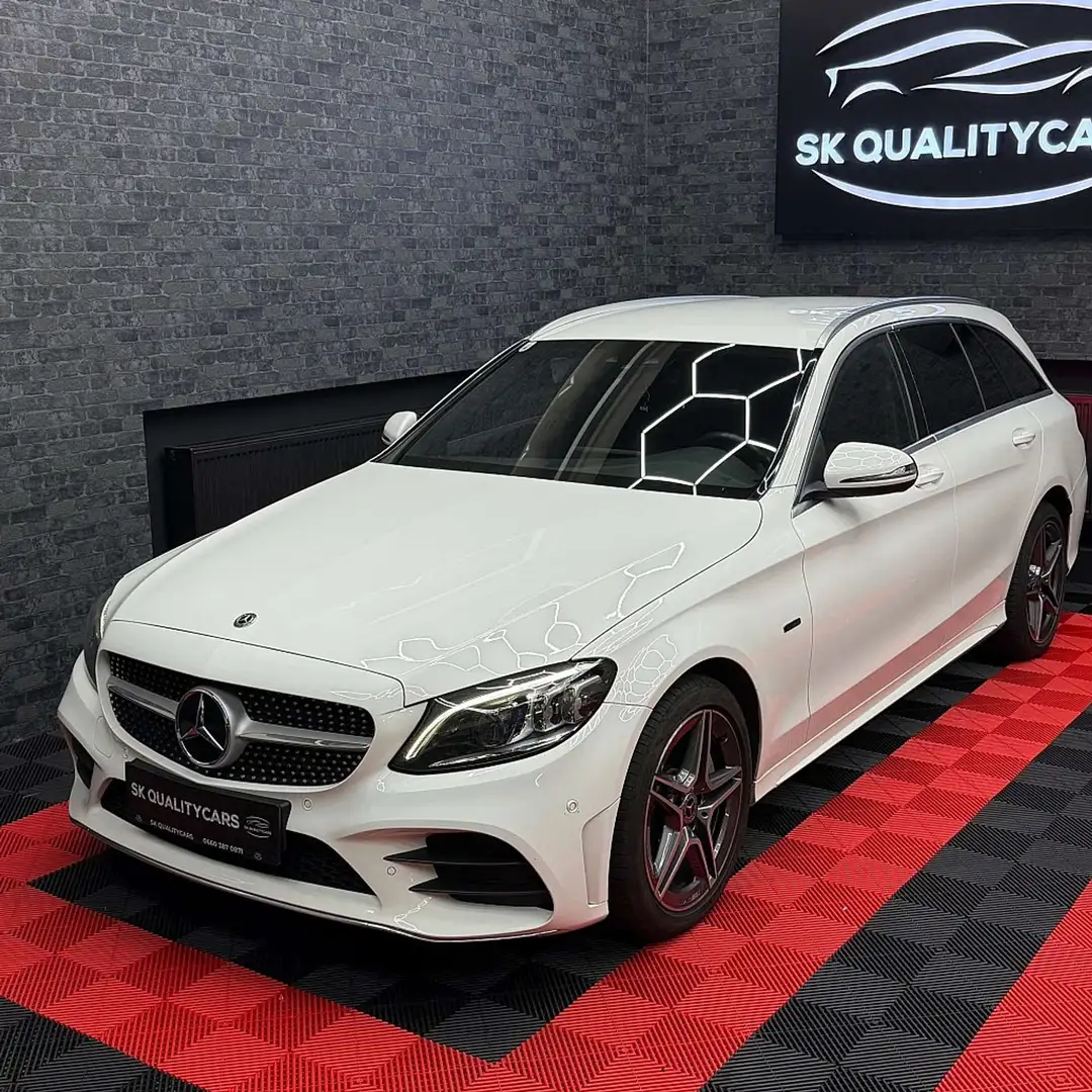 Mercedes-Benz C 300 de PHEV T Aut. AMG Line Weiß - 2