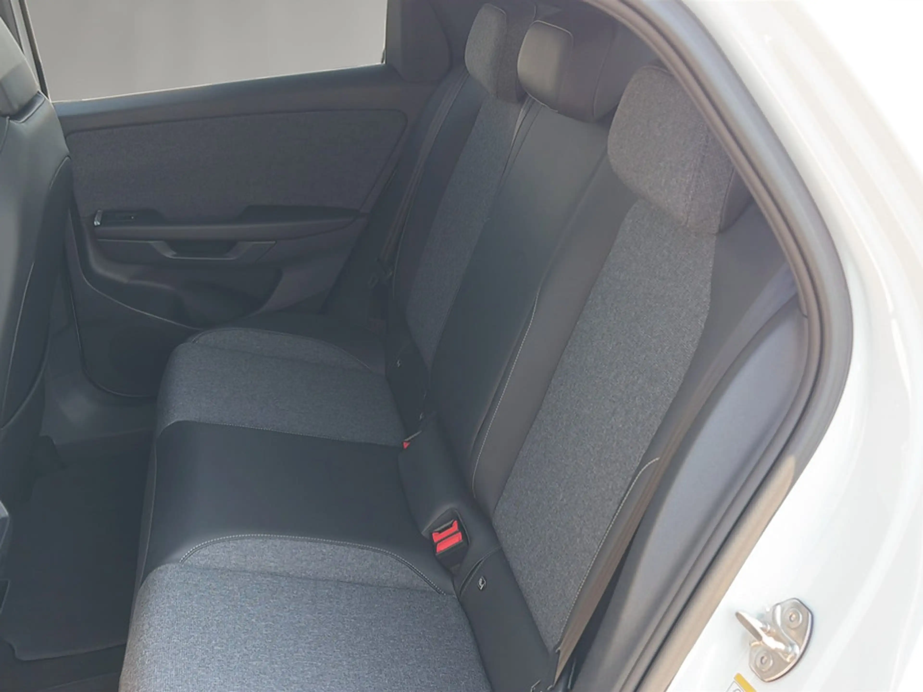 Volkswagen ID. Polo VW ID. Polo Style Edition+ 155 kW - 52 kWh — photo 14