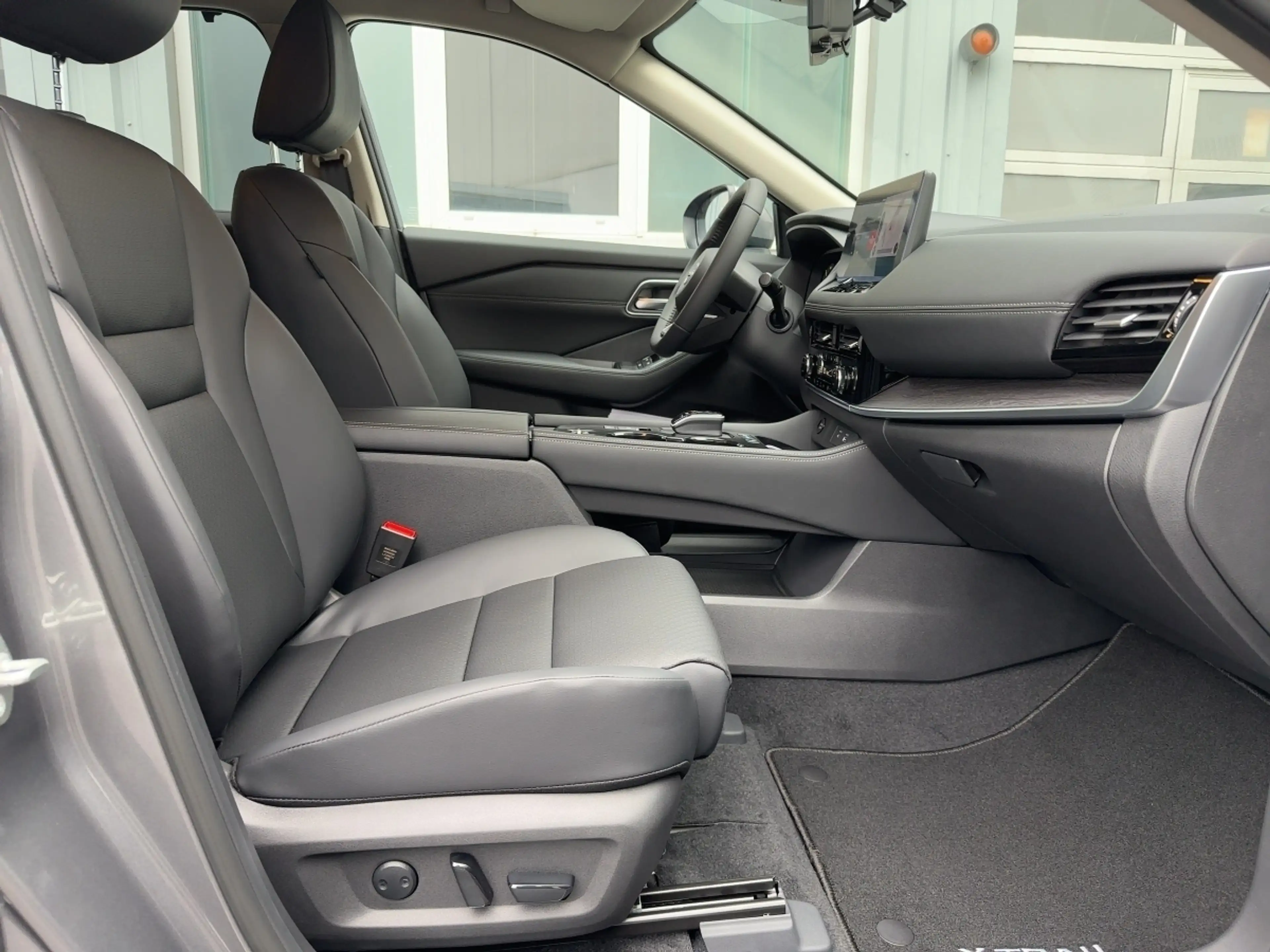 Nissan X-Trail 1.5 VC-T e-Power Tekna 204PS LED/HUD — photo 10