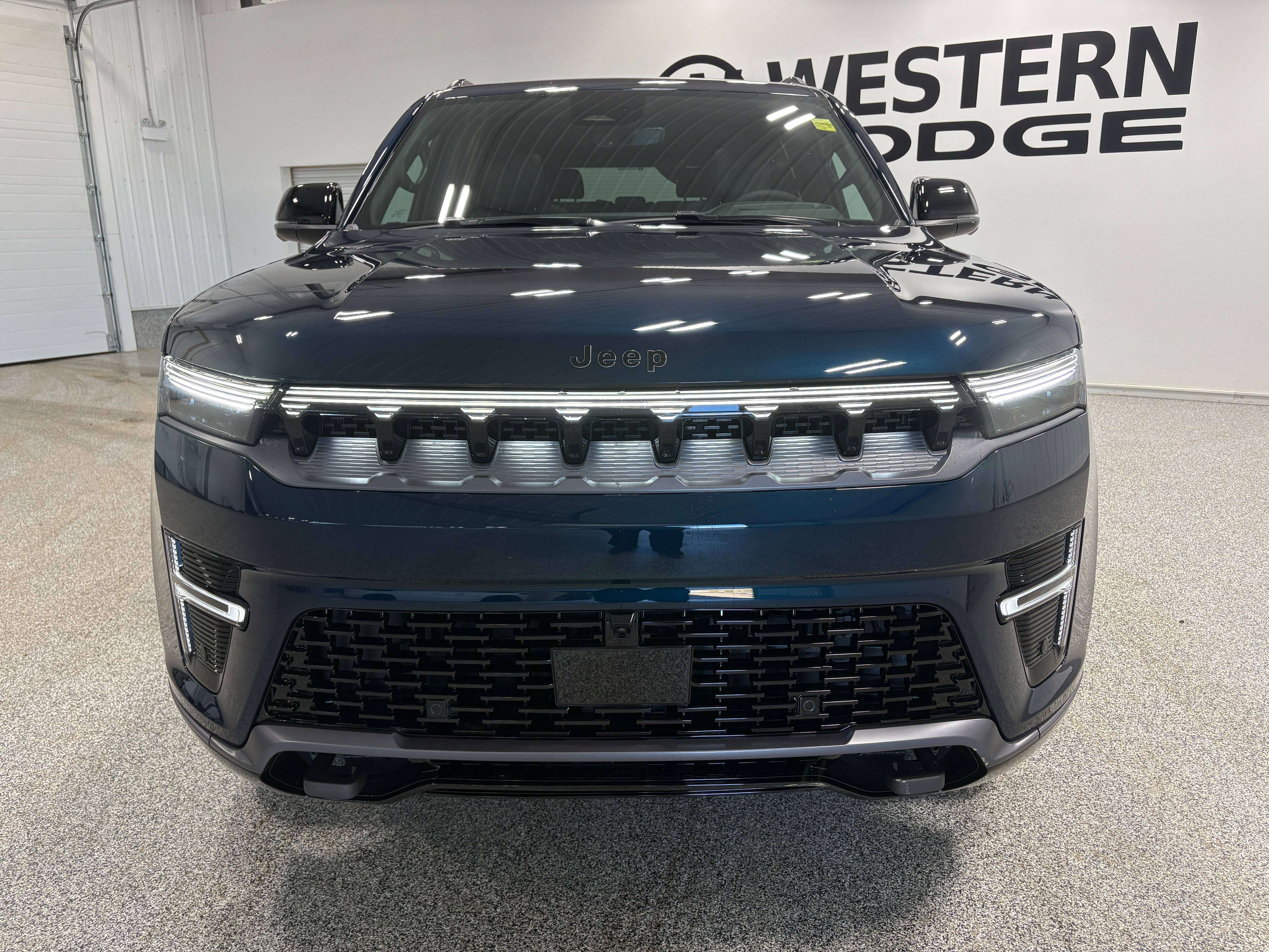 2026 Jeep Grand Wagoneer L
