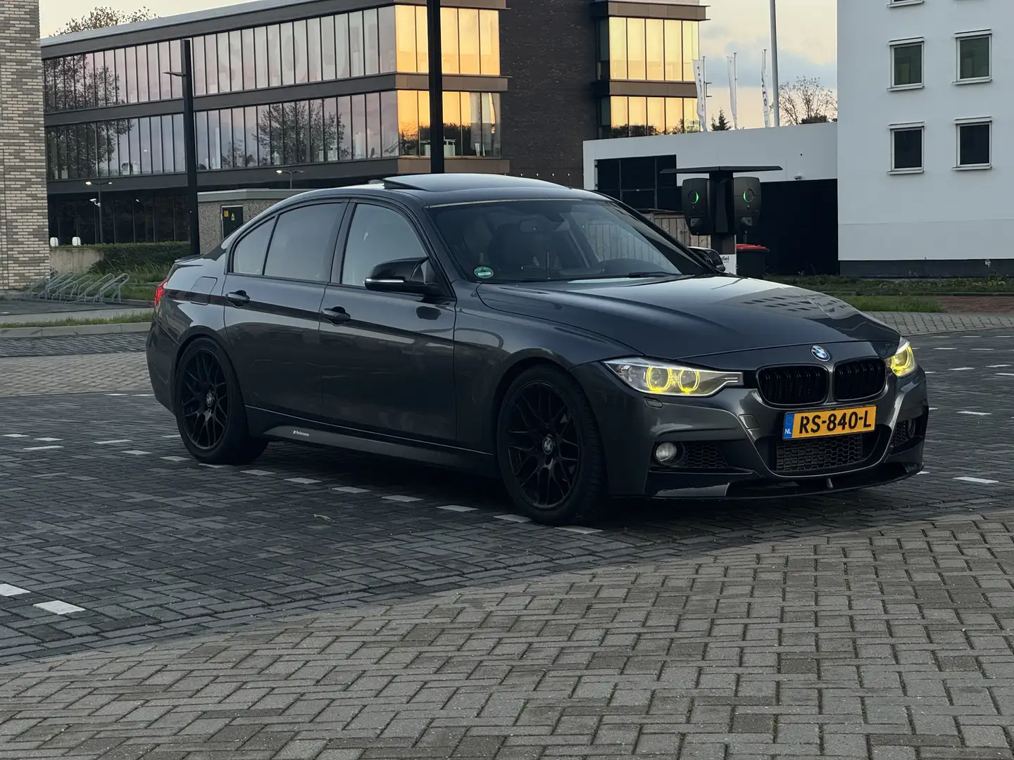 BMW 328 328i Sport-Aut. Sport Line - 2