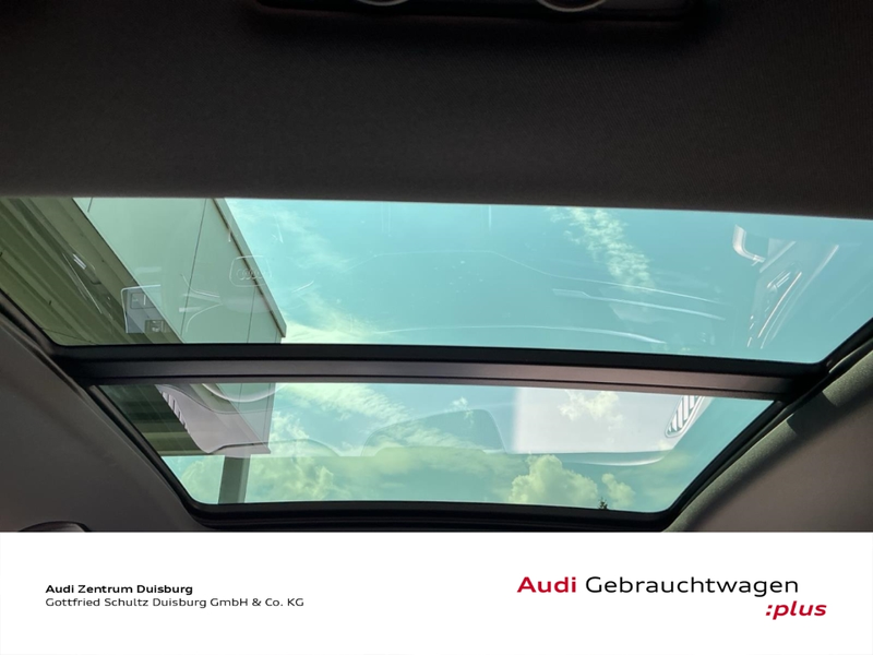 Audi SQ8 4.0 TFSI quattro competition plus — photo 14