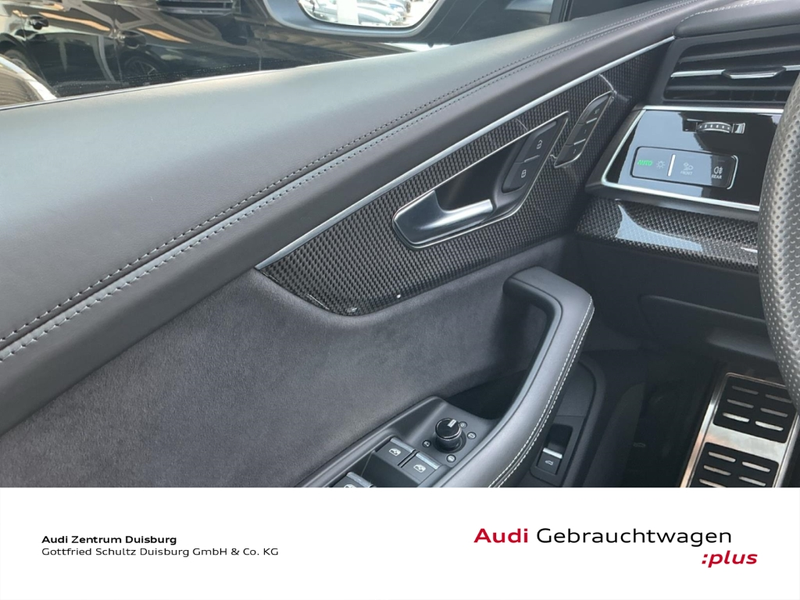 Audi SQ8 4.0 TFSI quattro competition plus — photo 12