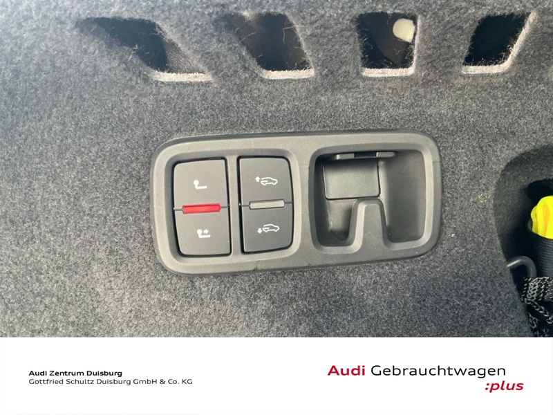 Audi SQ8 4.0 TFSI quattro competition plus — photo 11