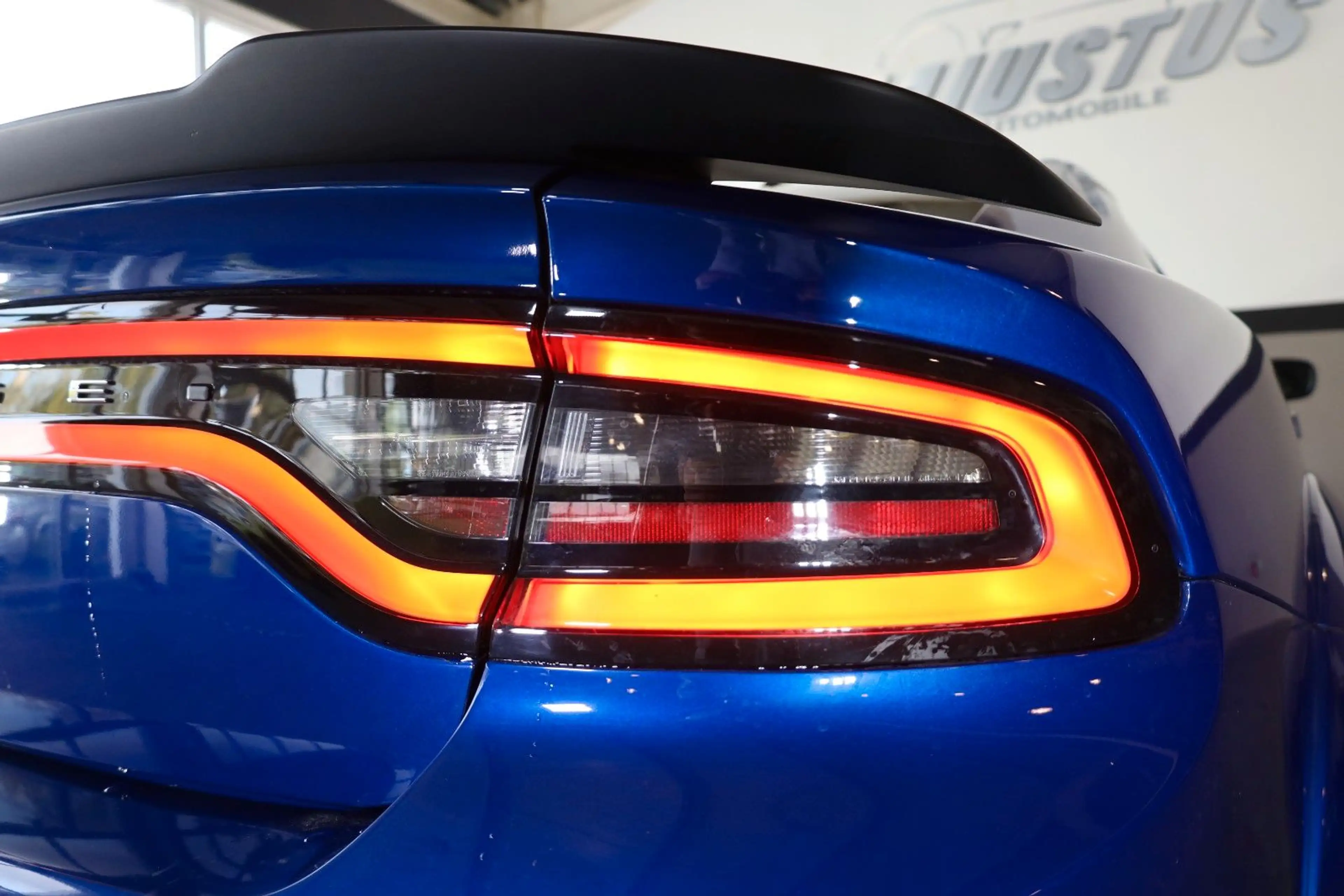 Dodge Charger 5.7 R/T/Alpine/PerfPages/KAMERA/SHZ/R20 — photo 7