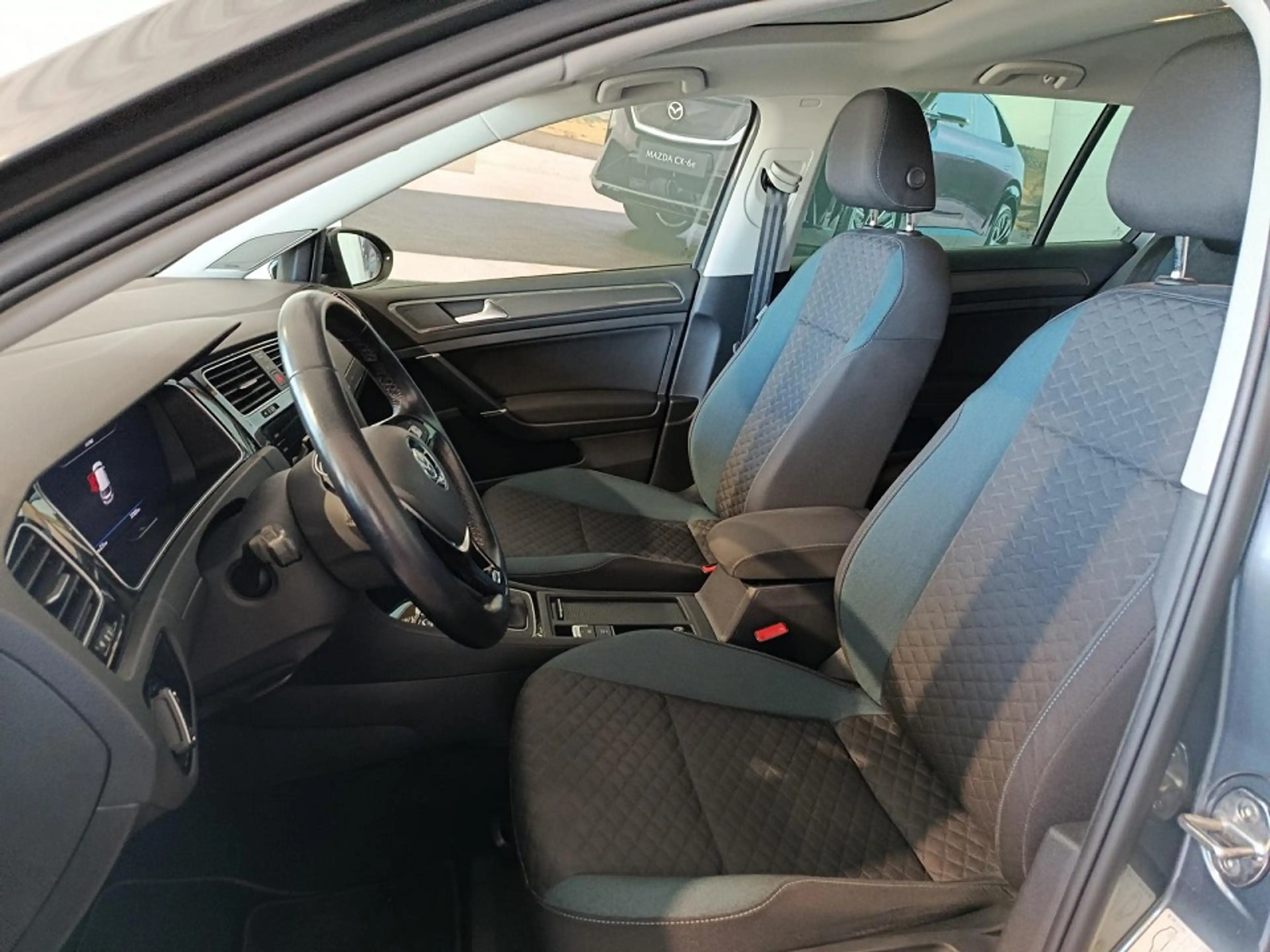 Volkswagen Golf VII 1.0 TSI Lim. IQ.DRIVE Start-Stopp — photo 8