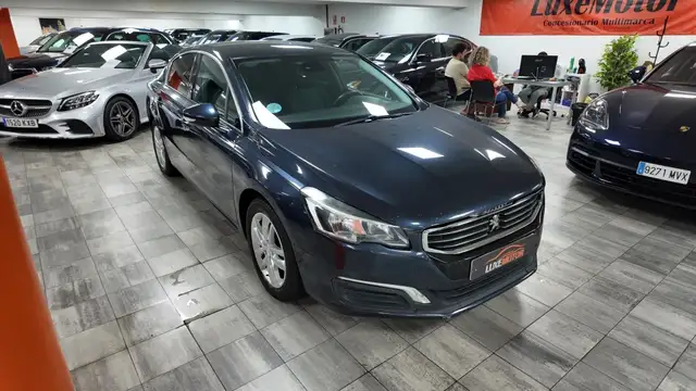 Peugeot 508 view 8