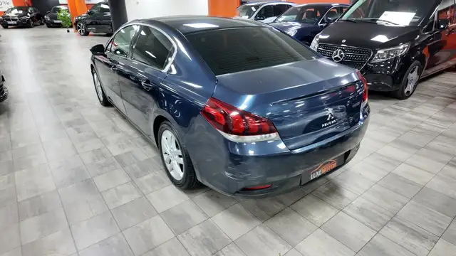 Peugeot 508 view 4