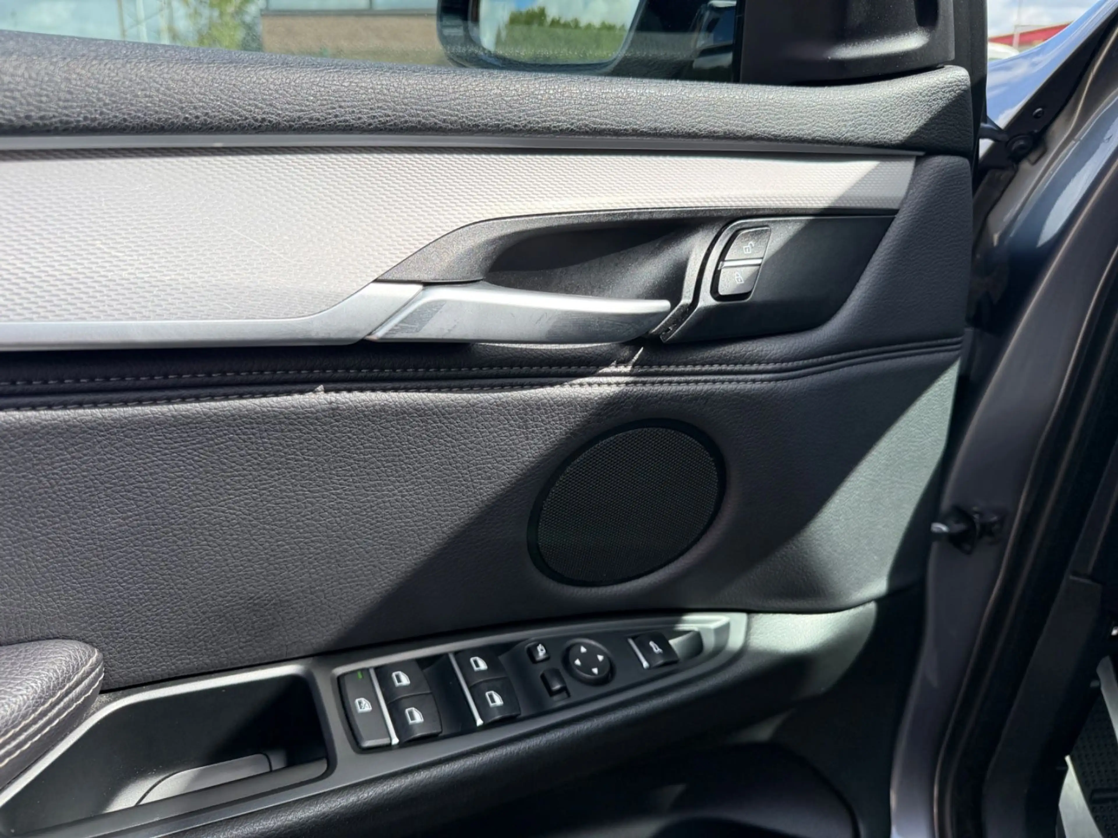 BMW X5 xDrive 40e M Sport/HUD/Memory/AHK/360 — photo 13