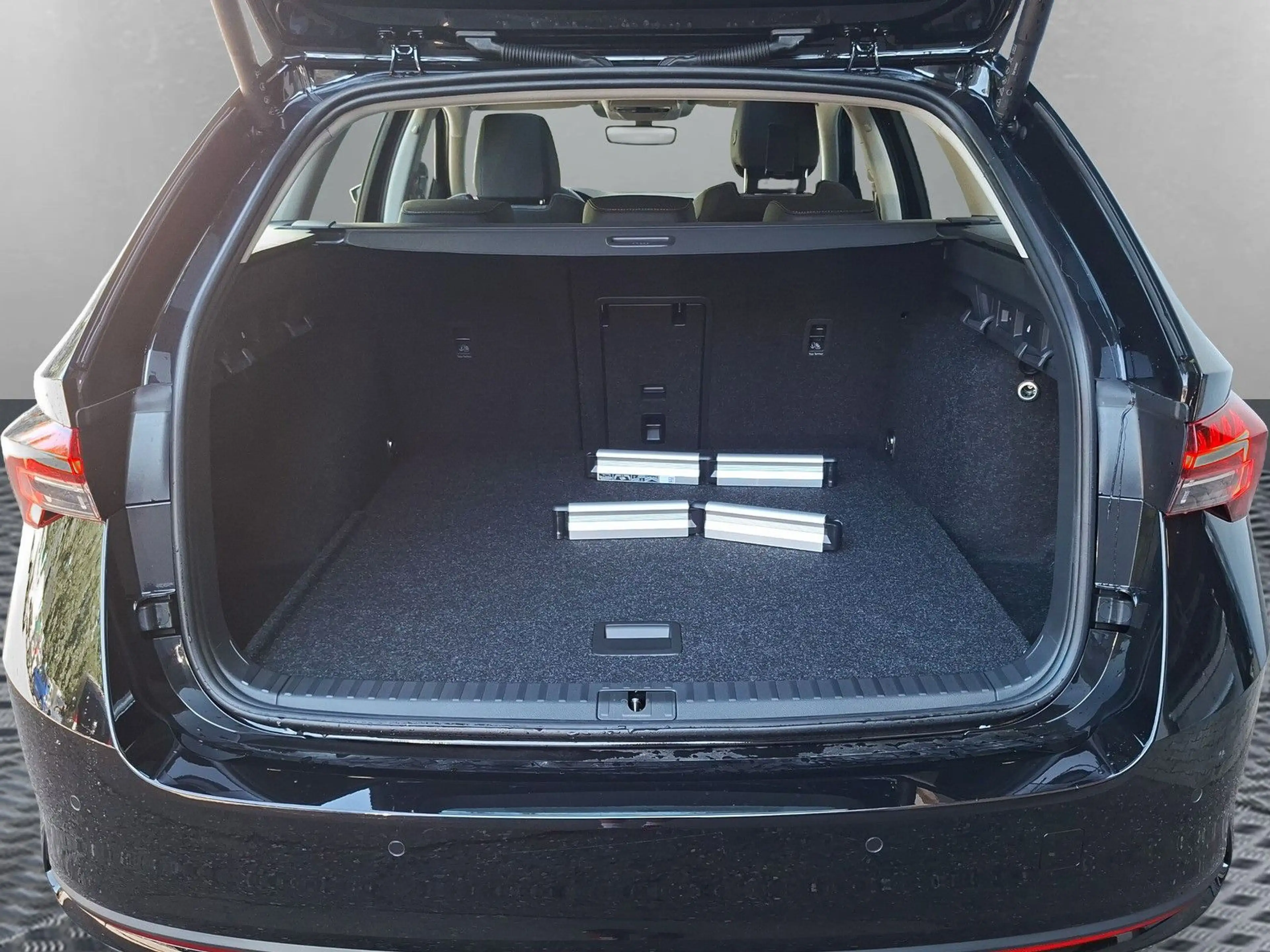 Skoda Octavia Combi  1.5TSI eHeck ACC AHK 5J.Gar.Side — photo 7