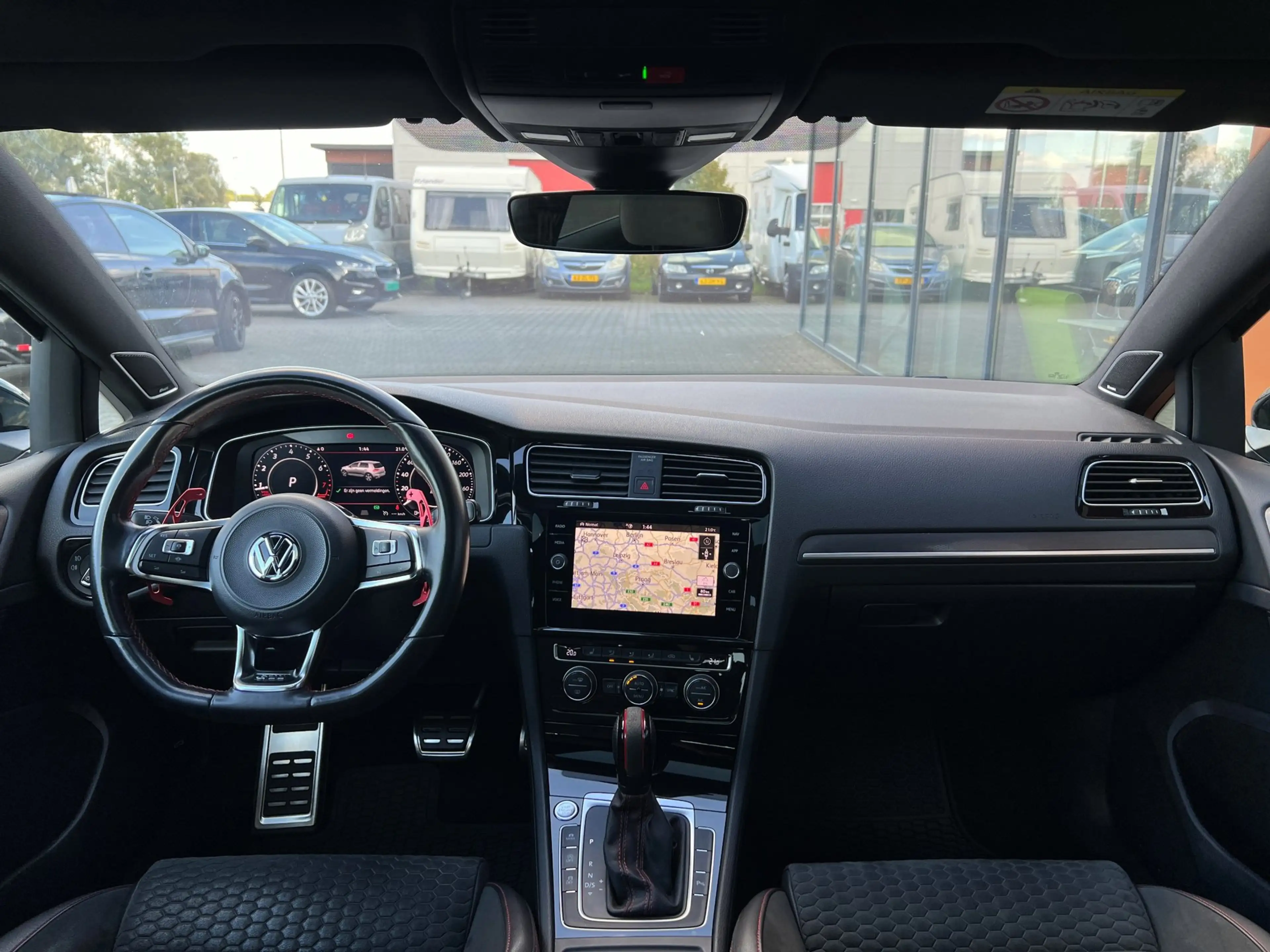 Volkswagen Golf GTI 2.0TSI Performance|Pano|LED|Alcantara — photo 12
