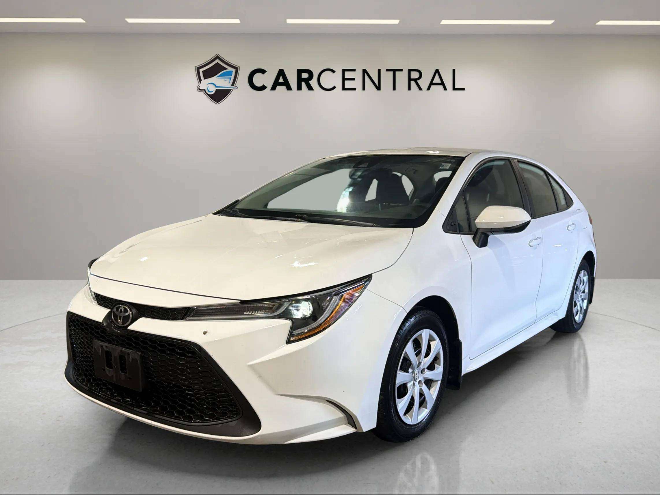 White 2020 Toyota Corolla Sedan Front-Wheel Drive Automatic
