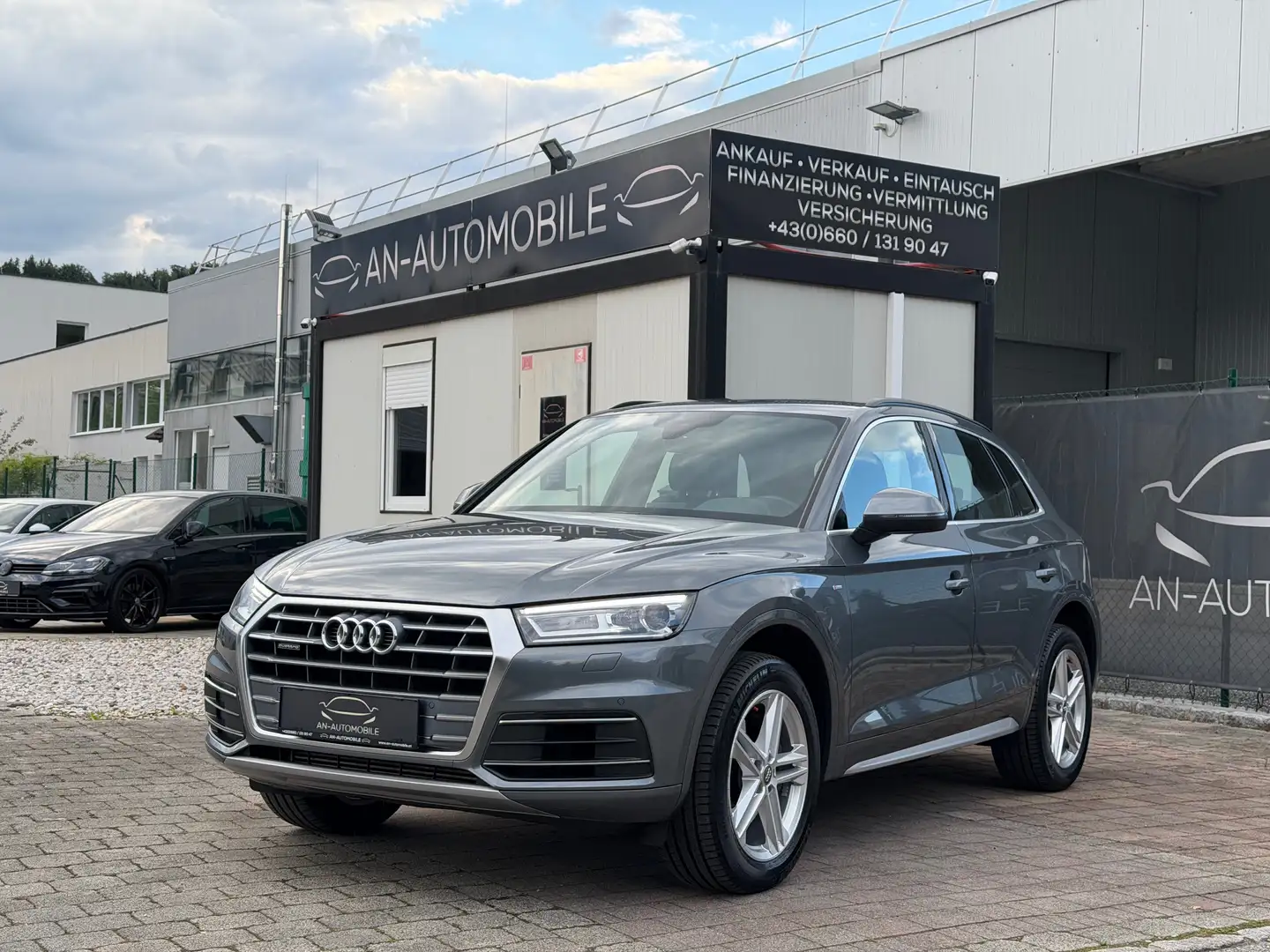 Audi Q5 45 TDI 3,0 V6 S-Line Quattro Aut. Finanzierung möglich Grau - 1