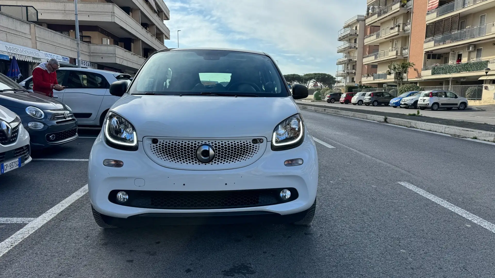 smart forFour 90 0.9 Turbo twinamic PassionLED NAVI PANORAMA PDC White - 1