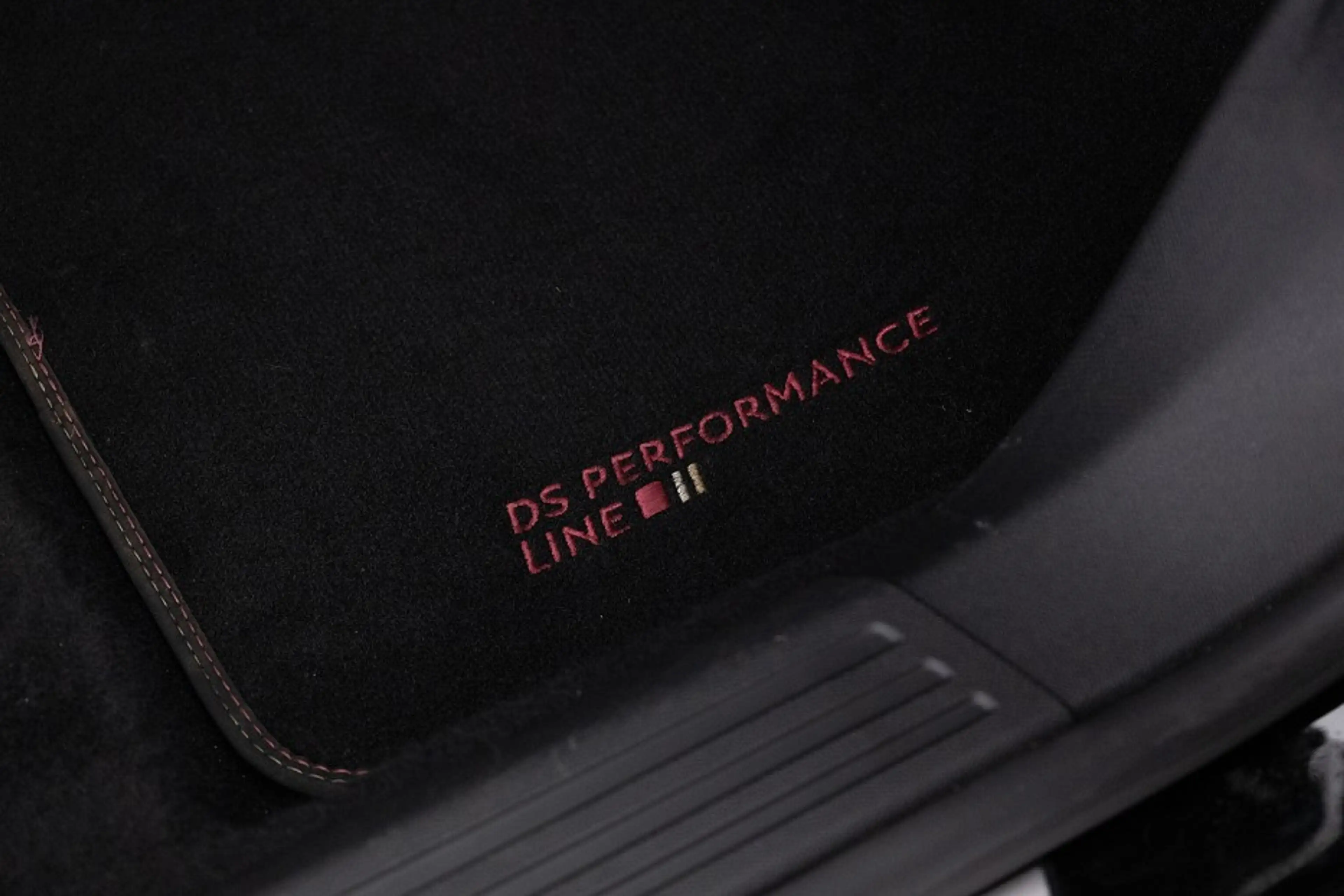 DS Automobiles DS 7 E-Tense 225 Performance Line | Full LED | ECC | Ha — photo 7
