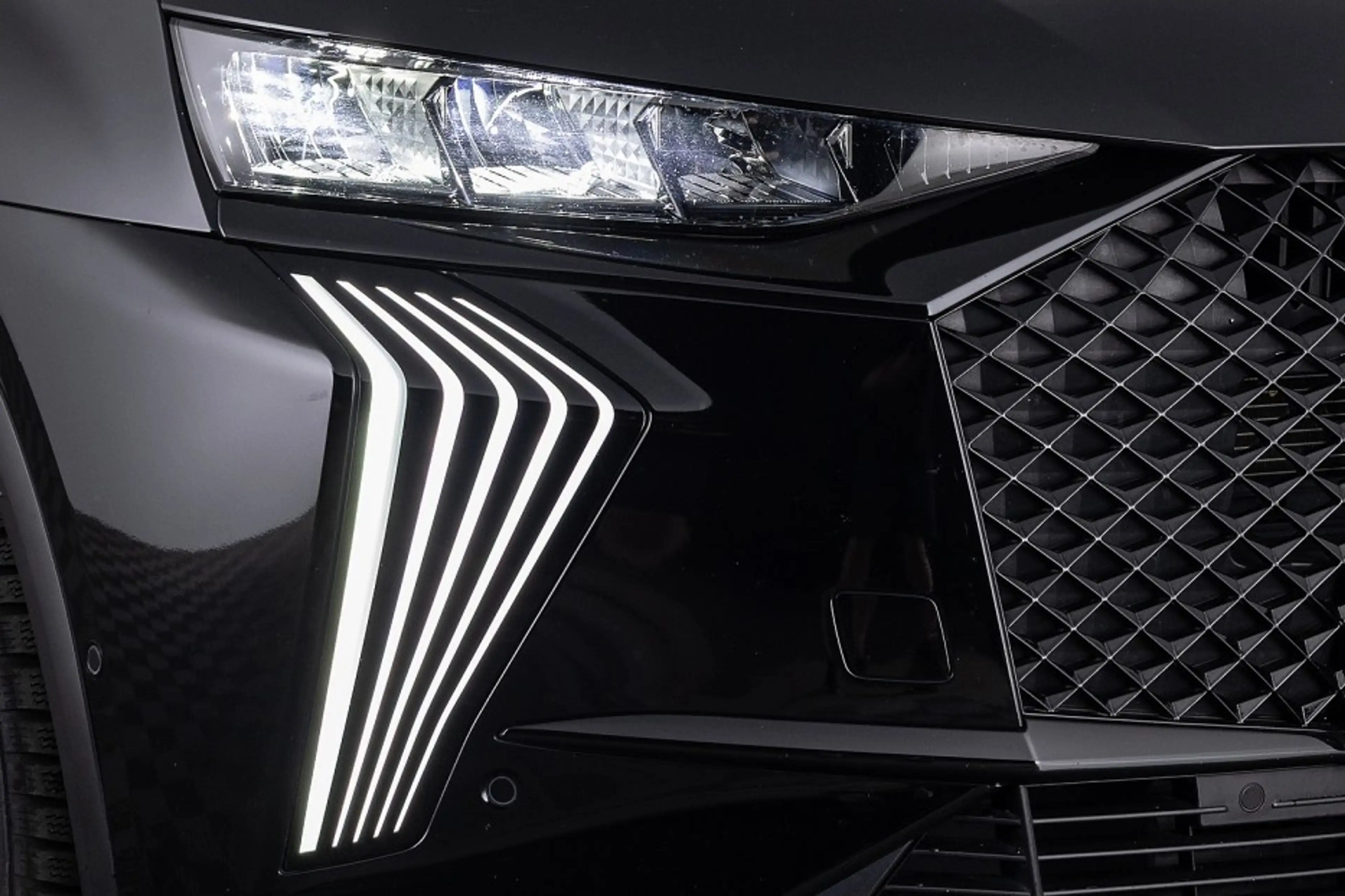 DS Automobiles DS 7 E-Tense 225 Performance Line | Full LED | ECC | Ha — photo 39