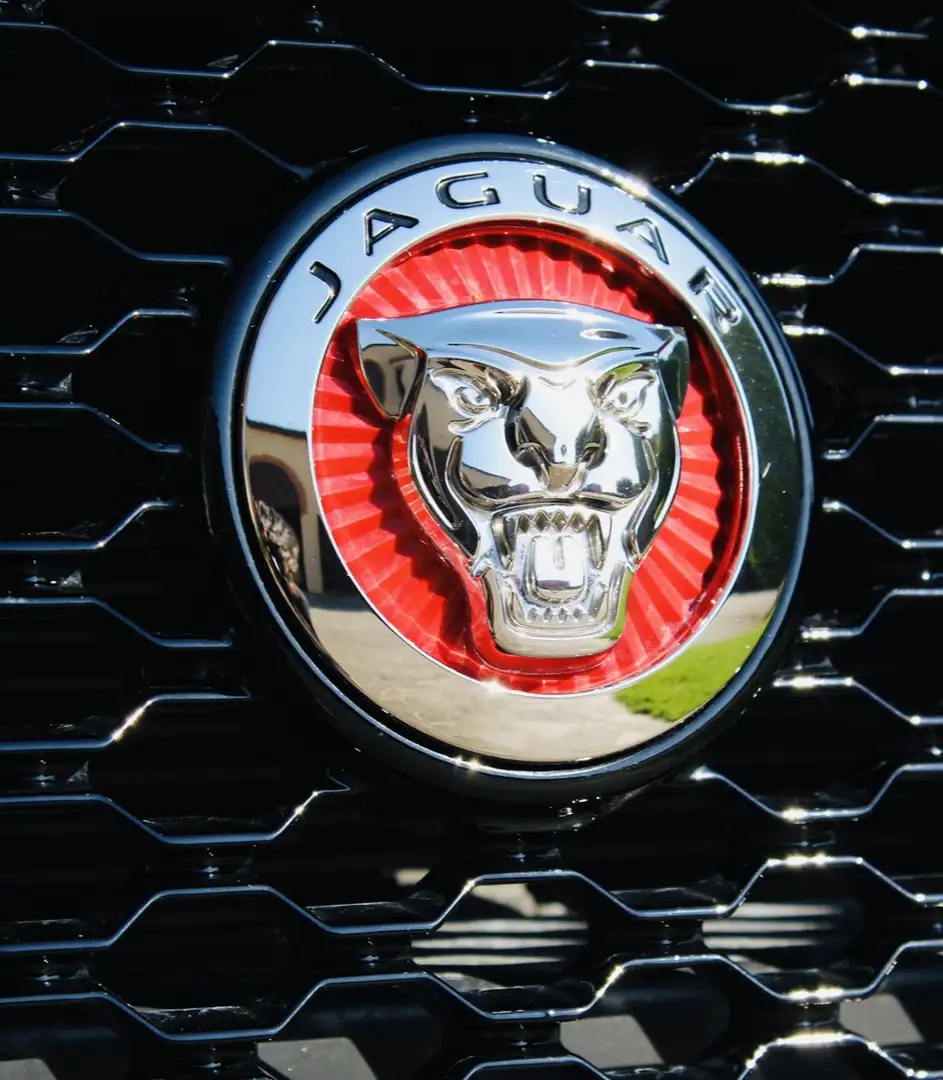 Jaguar XF 2.0d Portfolio 180cv auto - 2