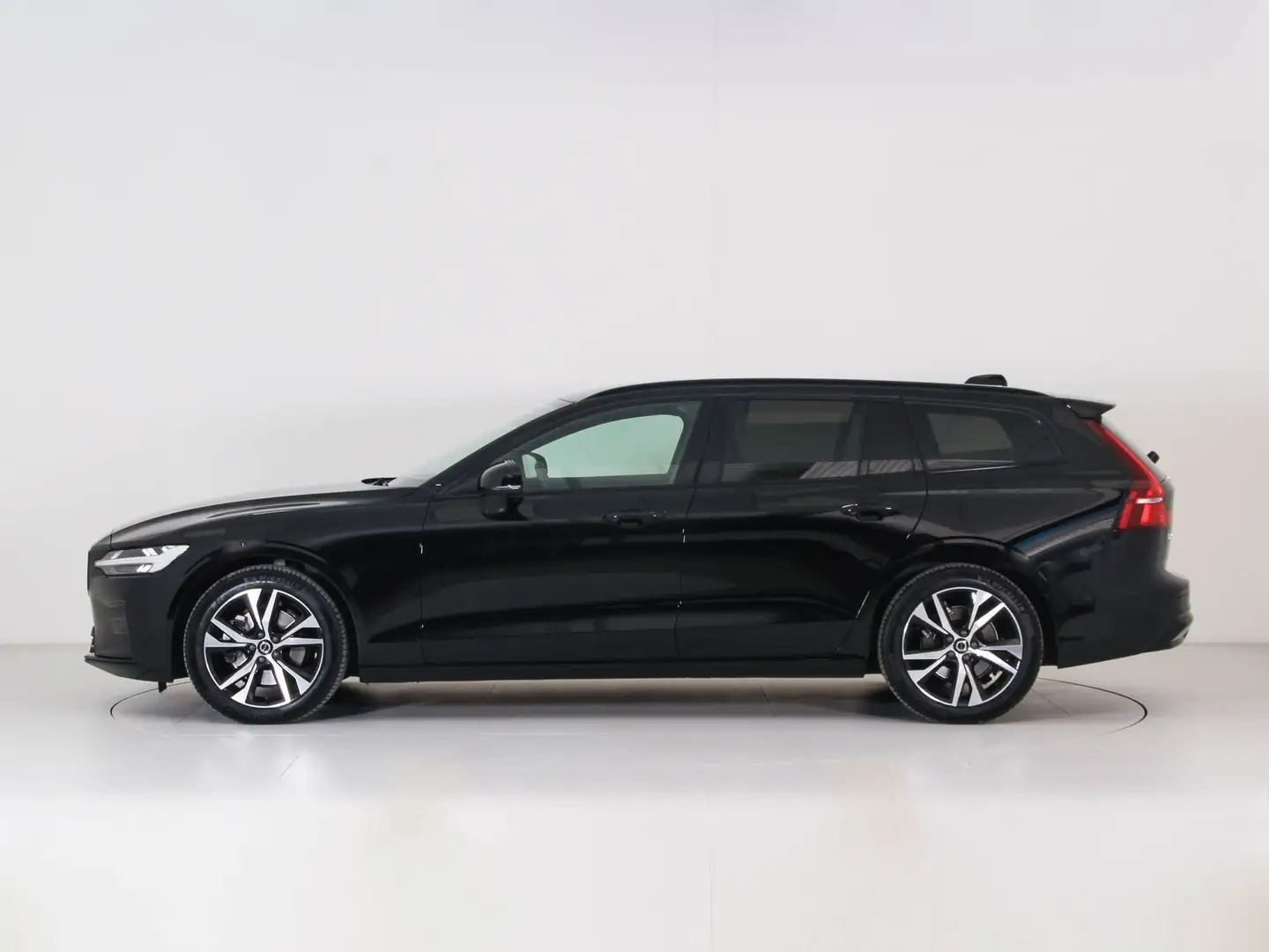 Volvo V60 V60 B4 (d) 197CV GEARTRONIC PLUS DARK Nero - 2