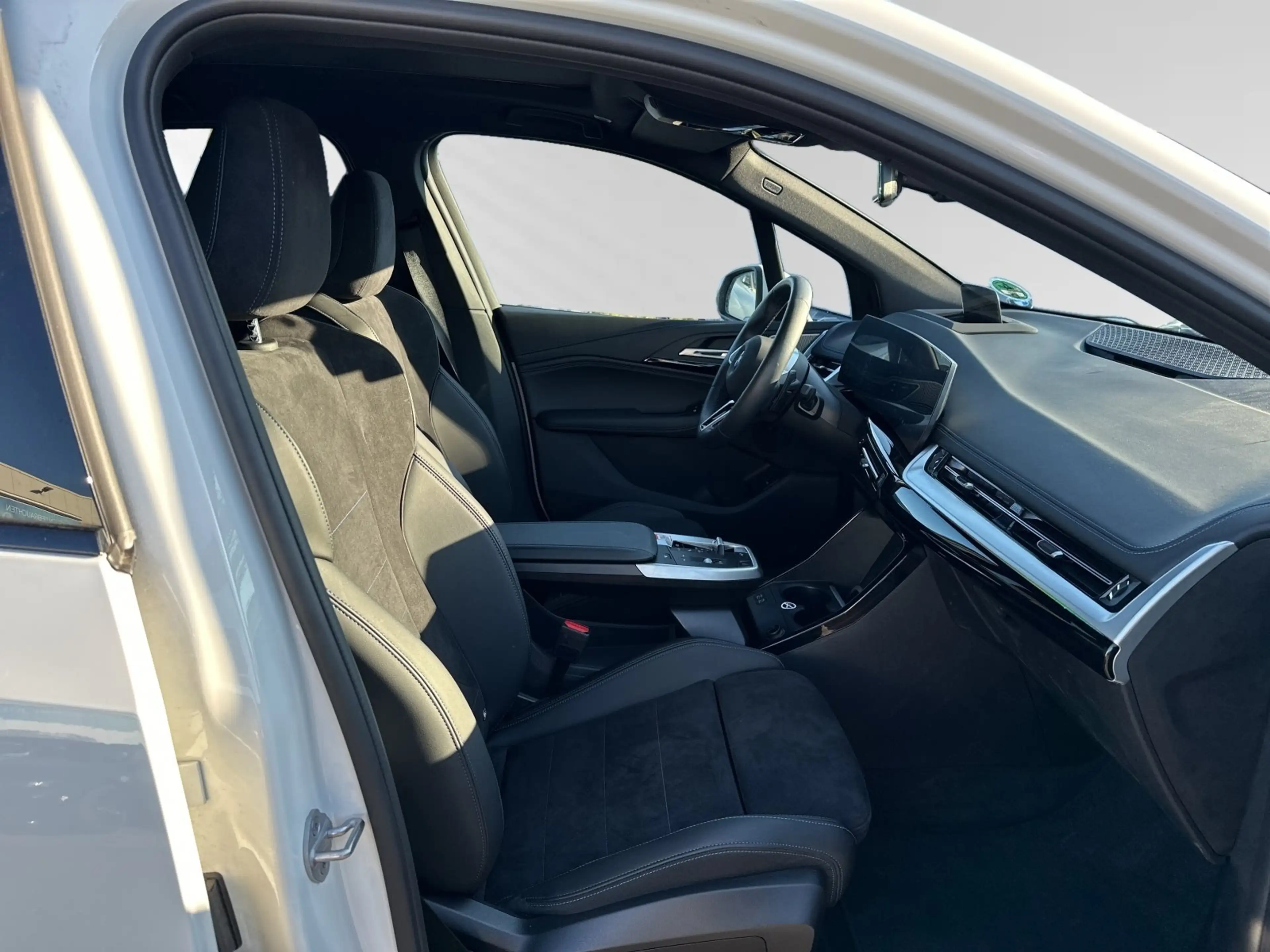 BMW 223 i xDrive Active Tourer M Sport|AHK|Pano|HUD — photo 8