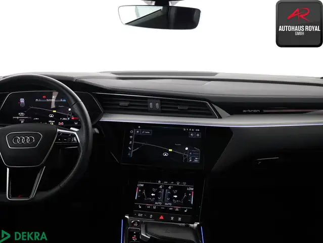 Audi E-Tron view 9