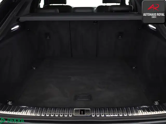 Audi E-Tron view 14