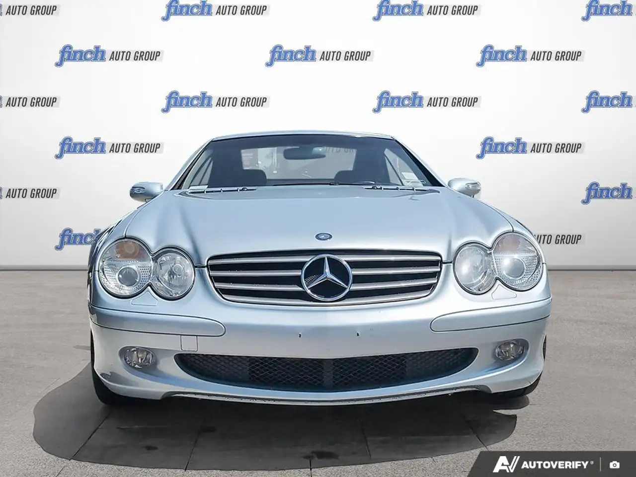 Mercedes-Benz SL снимка Mercedes-Benz SL