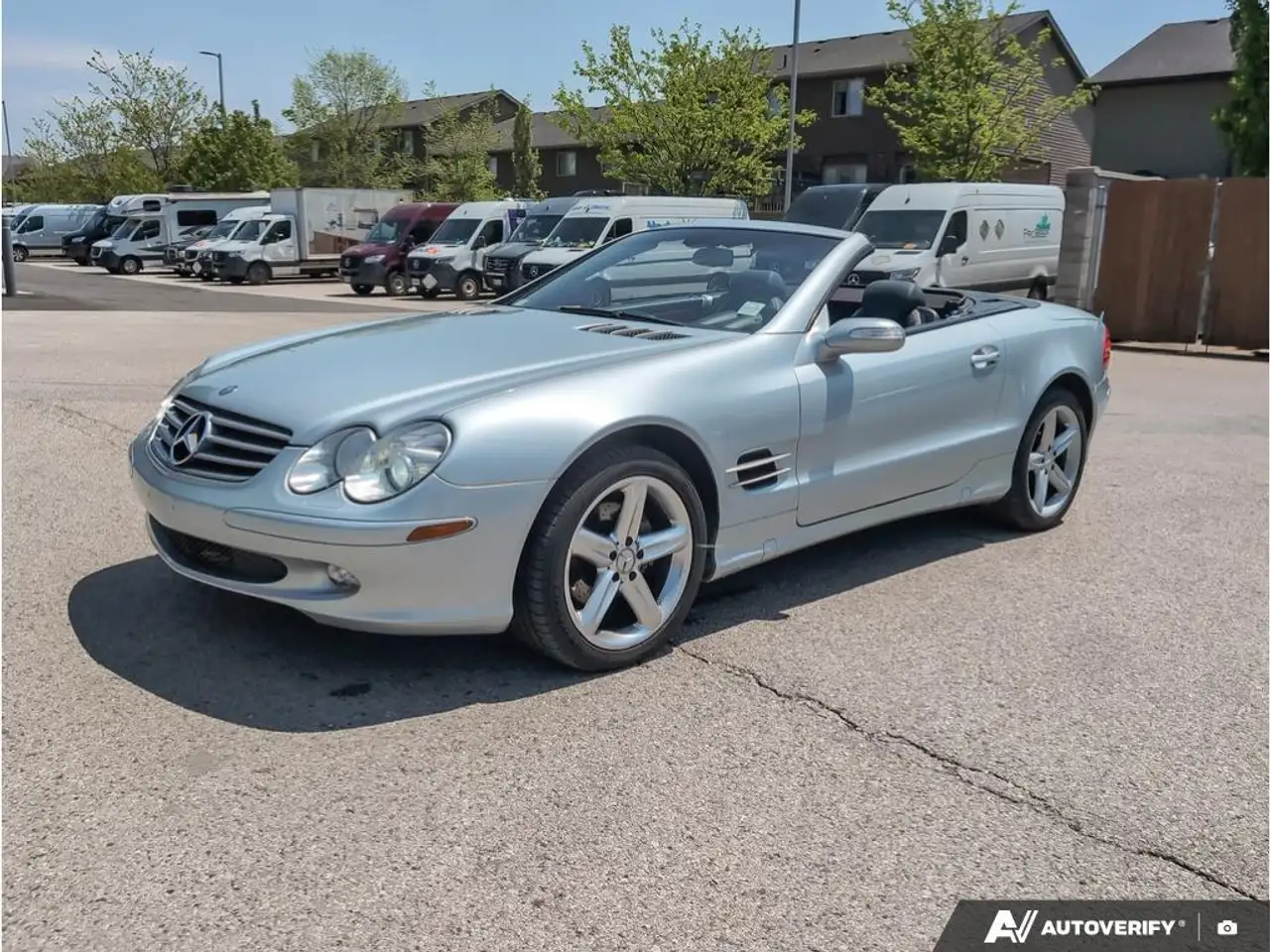 Mercedes-Benz SL снимка Mercedes-Benz SL