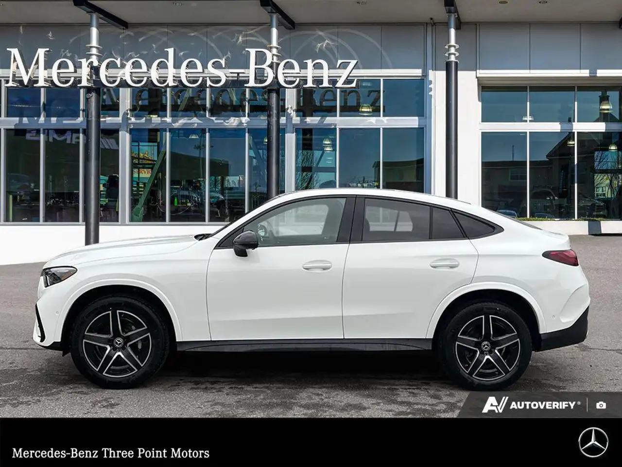 Mercedes-Benz GLC снимка Mercedes-Benz GLC