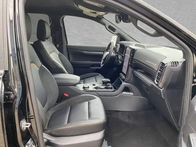 Ford Ranger view 3