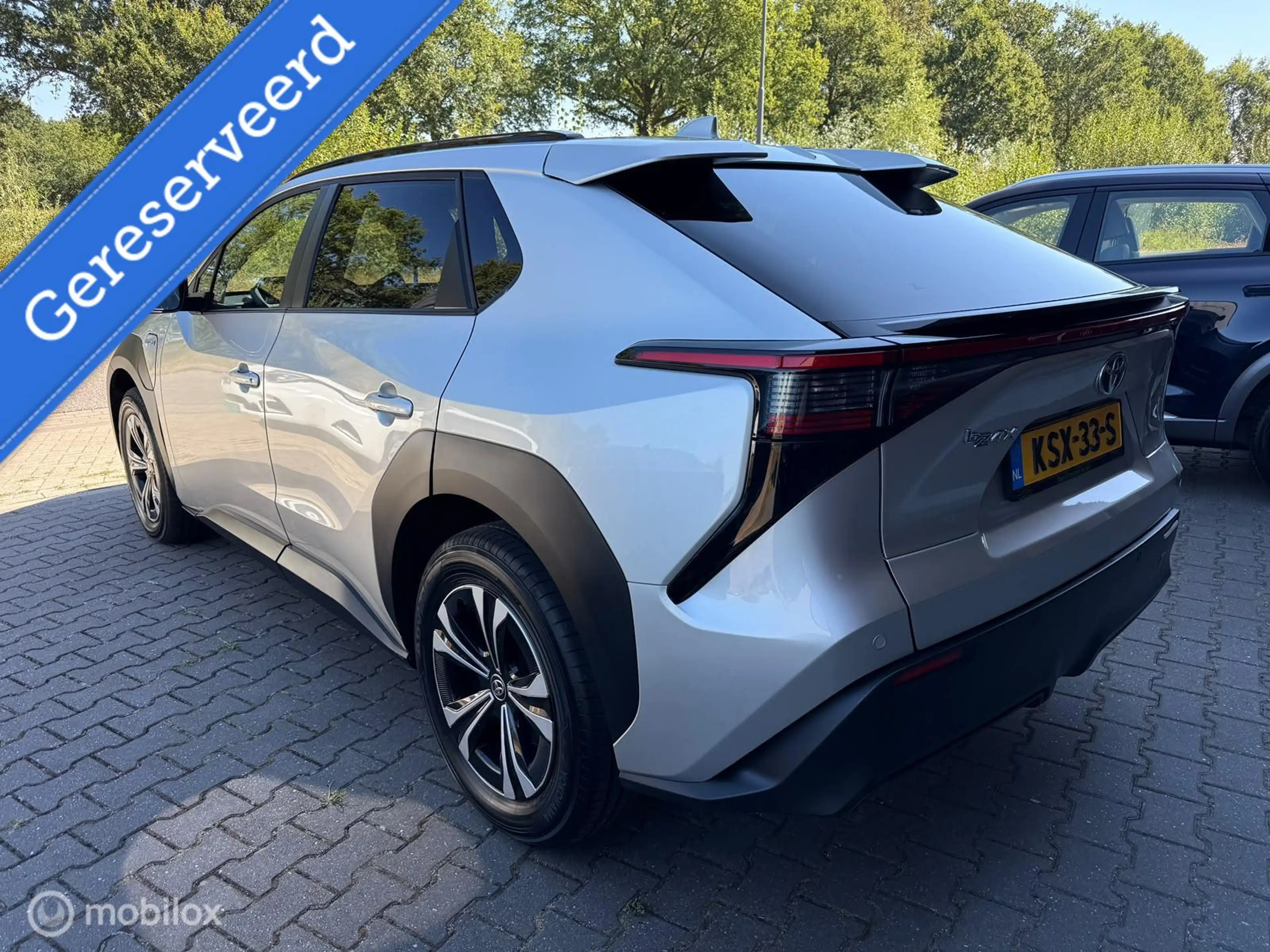Toyota bZ4X Active 71 kWh 2023 — photo 9