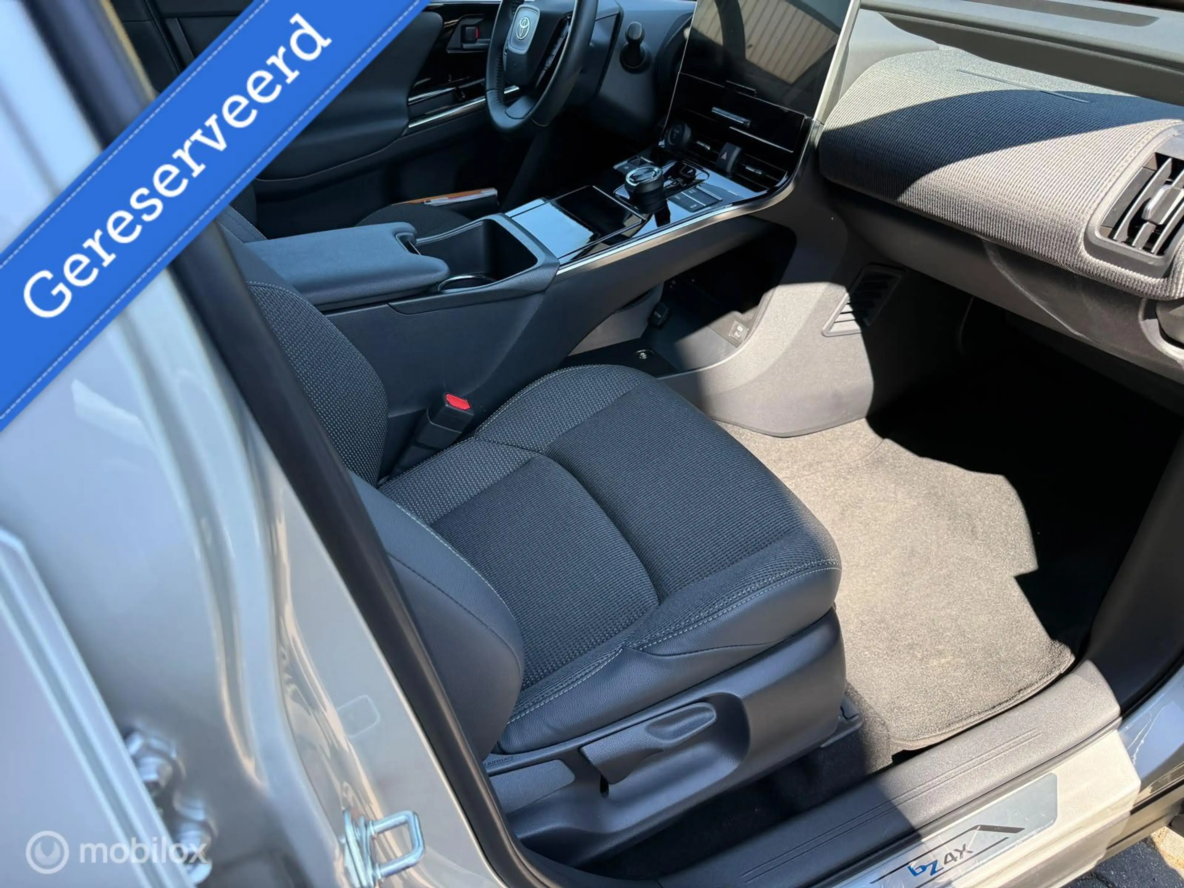 Toyota bZ4X Active 71 kWh 2023 — photo 12