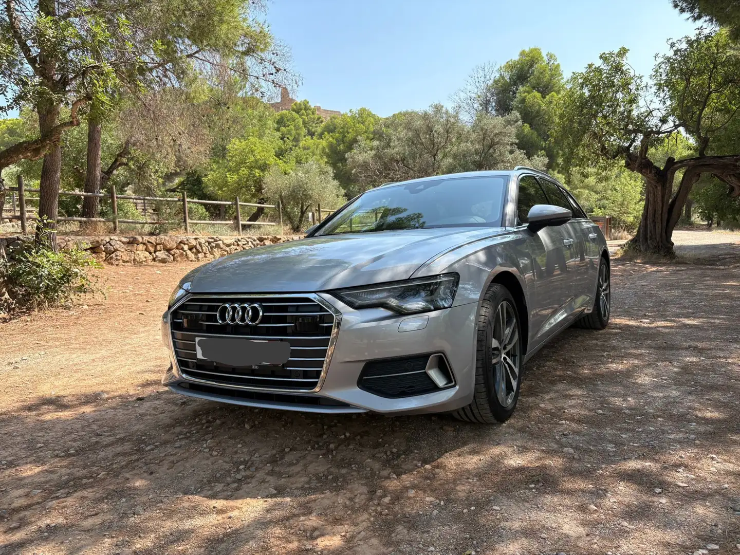 Audi A6 Avant 40 TDI Sport S tronic - 1