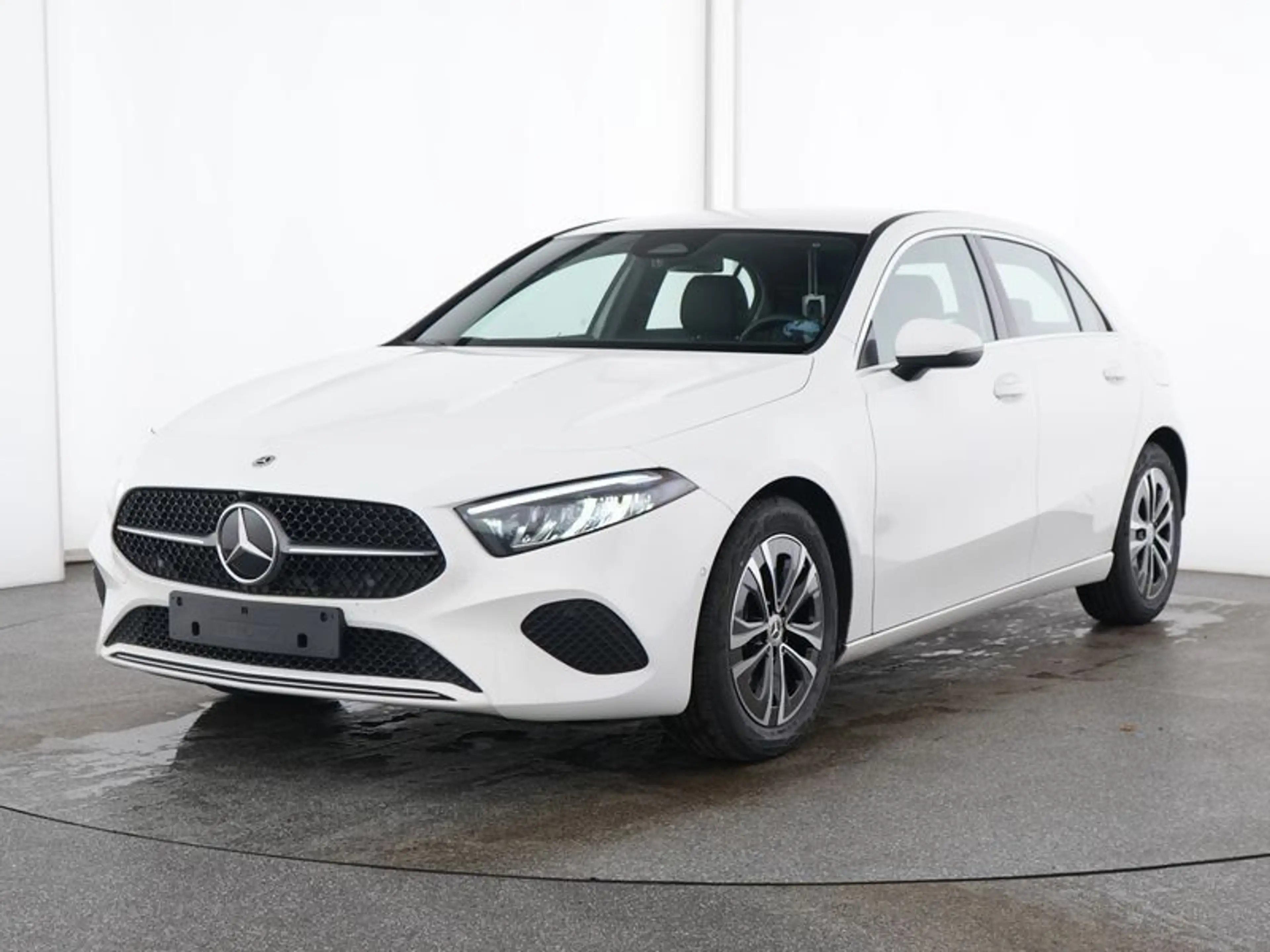 Mercedes-Benz A 200 d Progressive Rückfahrkamera LED Totwinkel