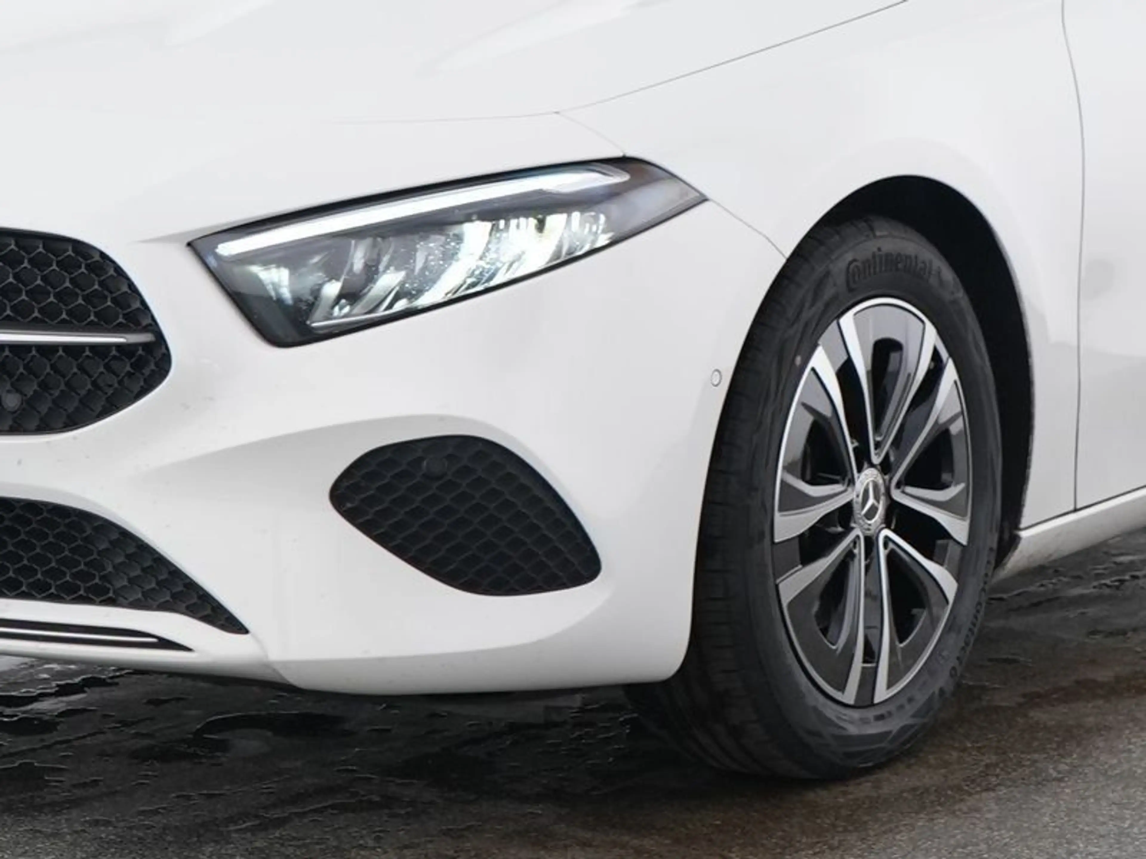 Mercedes-Benz A 200 d Progressive Rückfahrkamera LED Totwinkel — photo 6