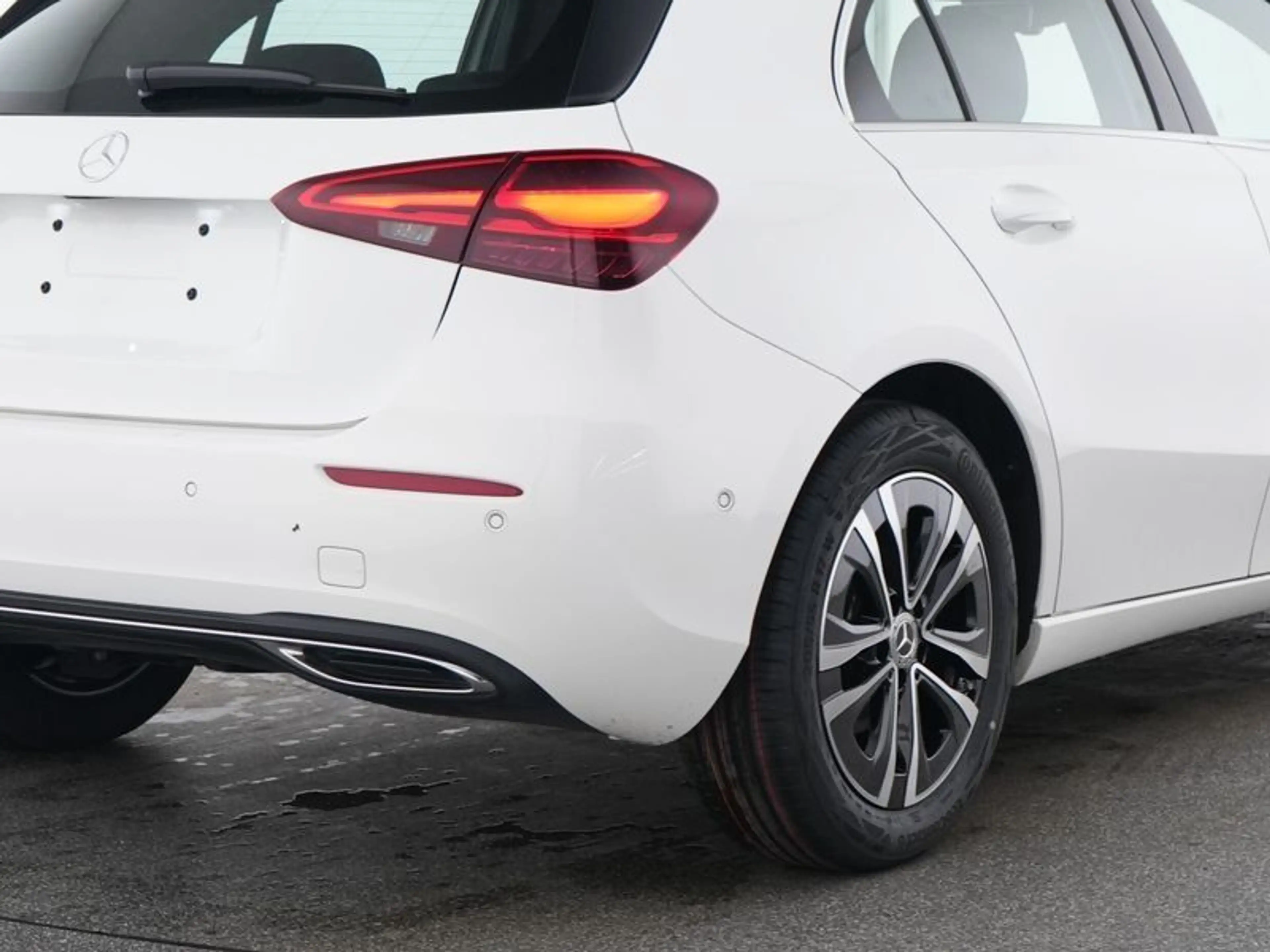 Mercedes-Benz A 200 d Progressive Rückfahrkamera LED Totwinkel — photo 4