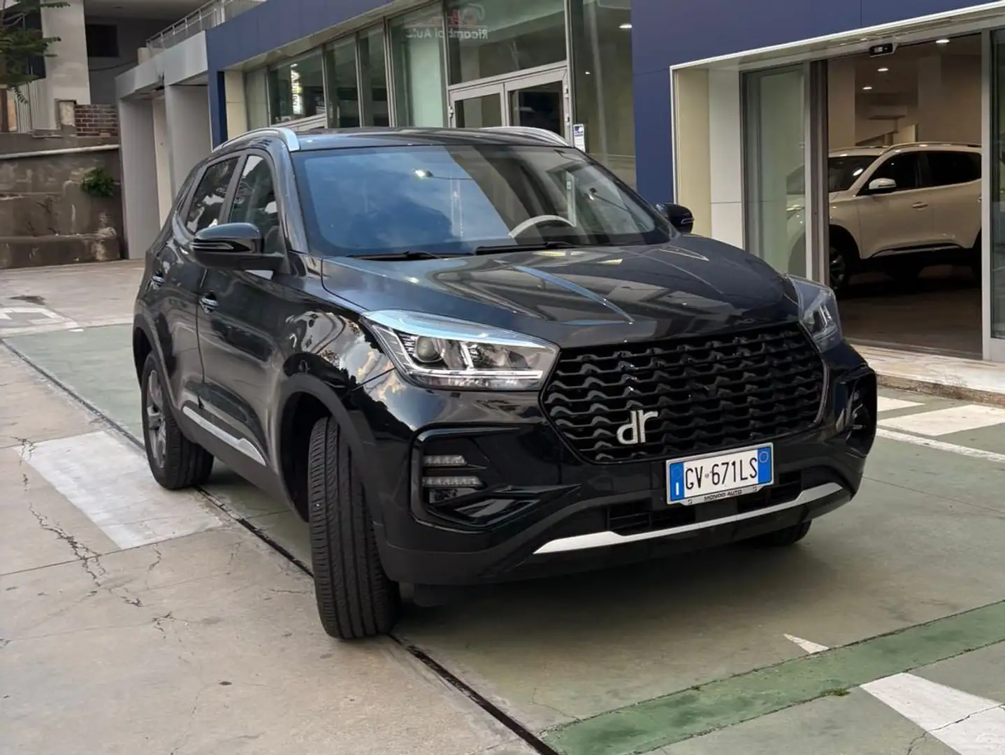 DR Automobiles DR5.0 dr 5.0 1.5 Unica 116cv Negru - 1