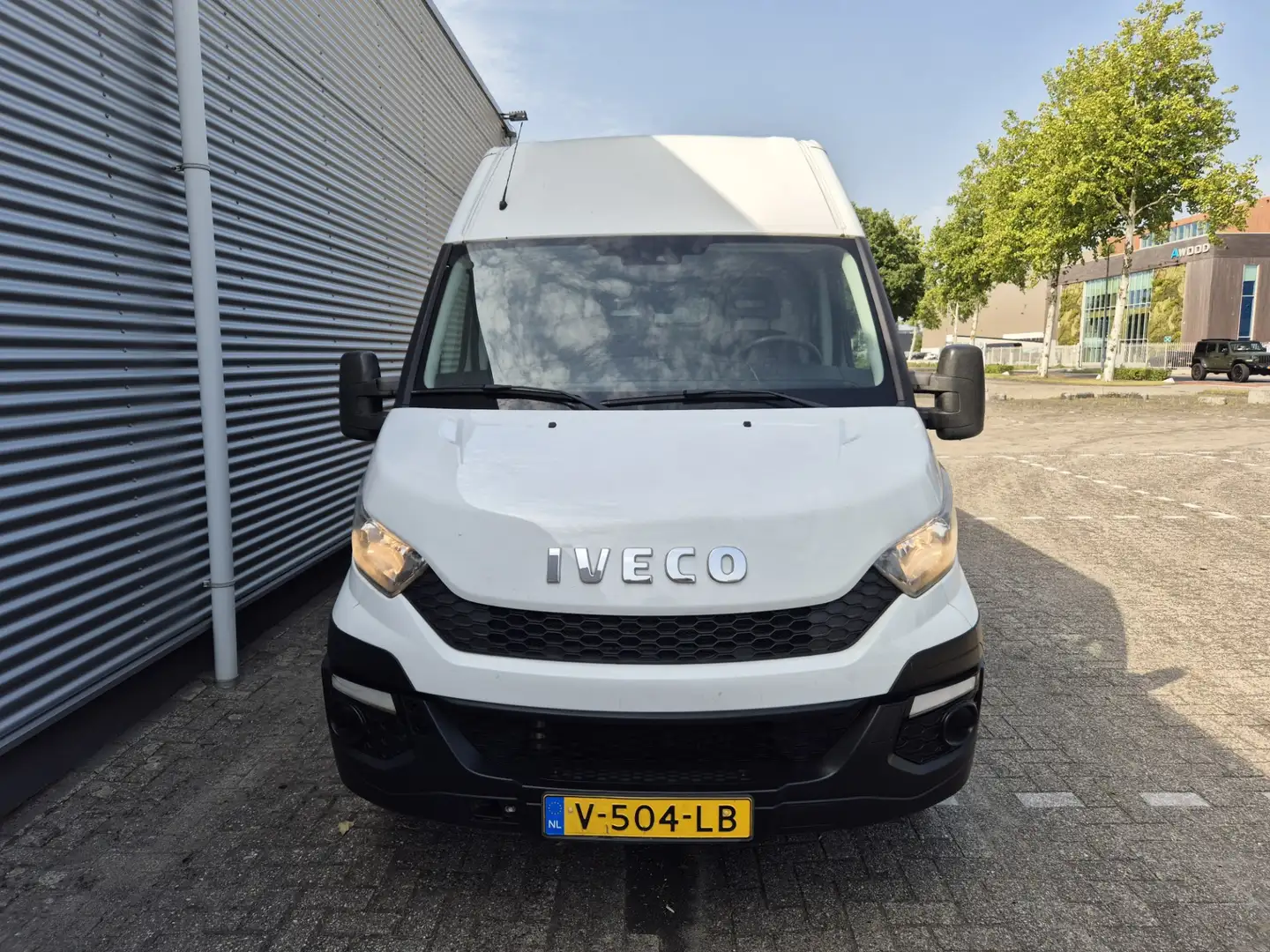 Iveco Daily 35S17V 3.0 410 H2, airco.trekhaak,radio/bleuthoot, - 2