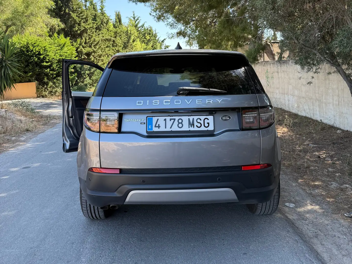 Land Rover Discovery Sport Discovery Sport 2.0D I4 L.Flw R-Dynamic SE Gris - 1
