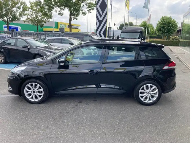 Renault Clio view 4