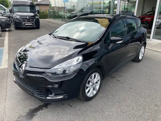 Renault Clio view 3