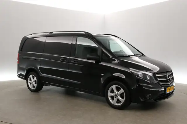 Mercedes-Benz Vito view 6